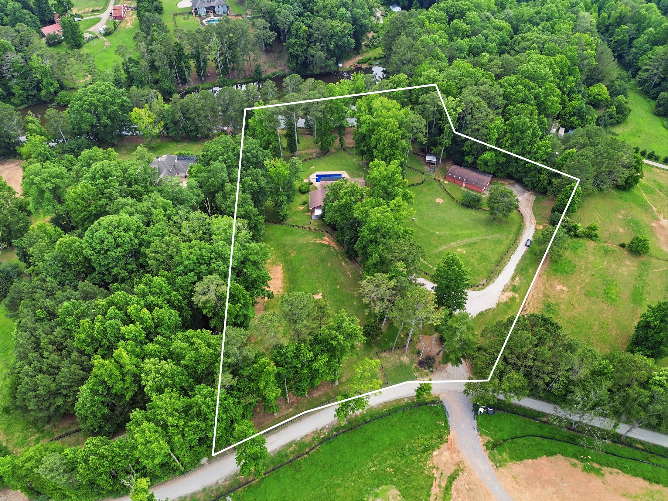  Exceptional Brick Ranch on 5+/- Picturesque Acres - 物件實景