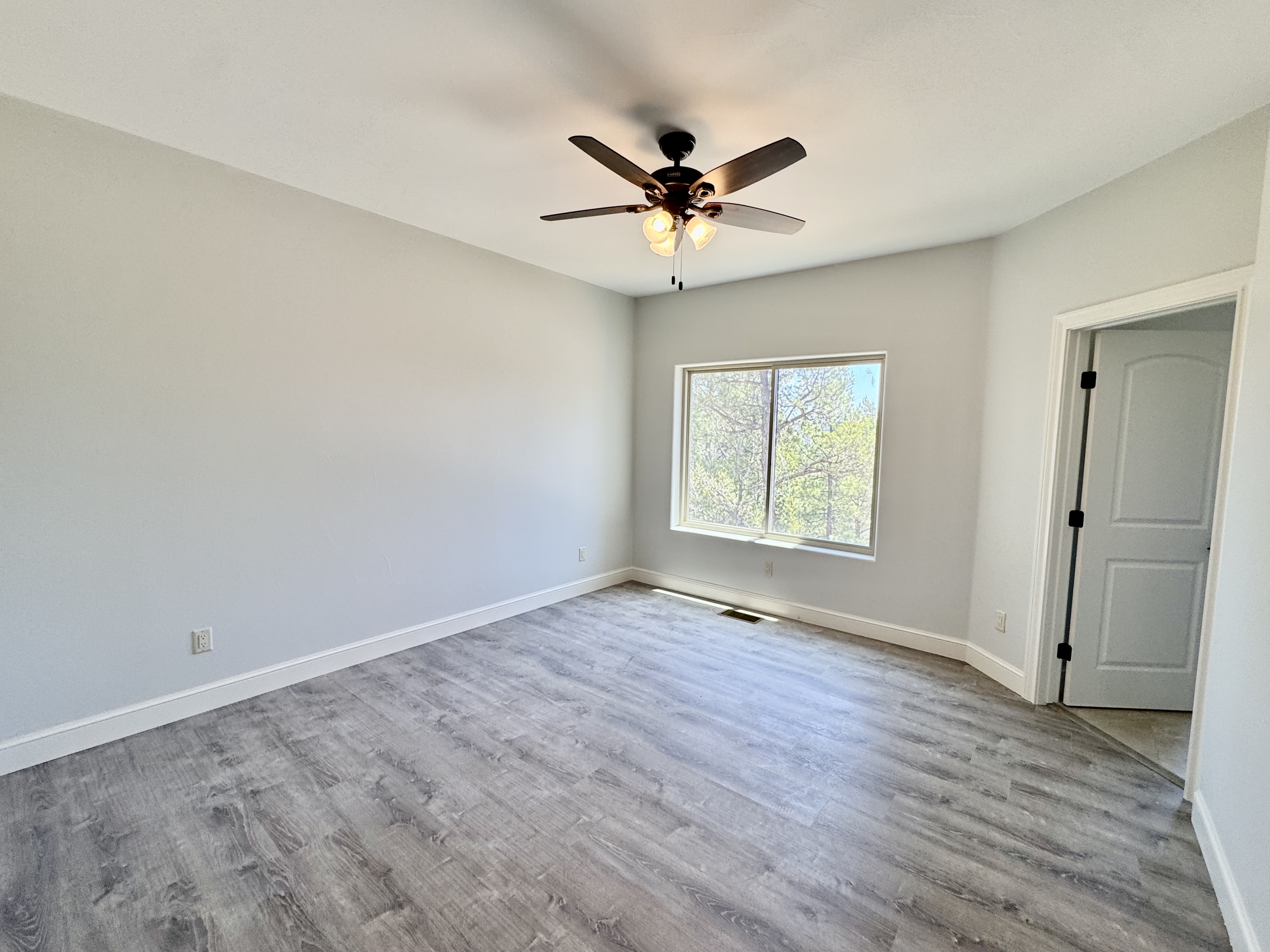 Ruidoso, New Mexico, 88345, United States, 5 Bedrooms Bedrooms, ,5 BathroomsBathrooms,Residential,For Sale,1981179