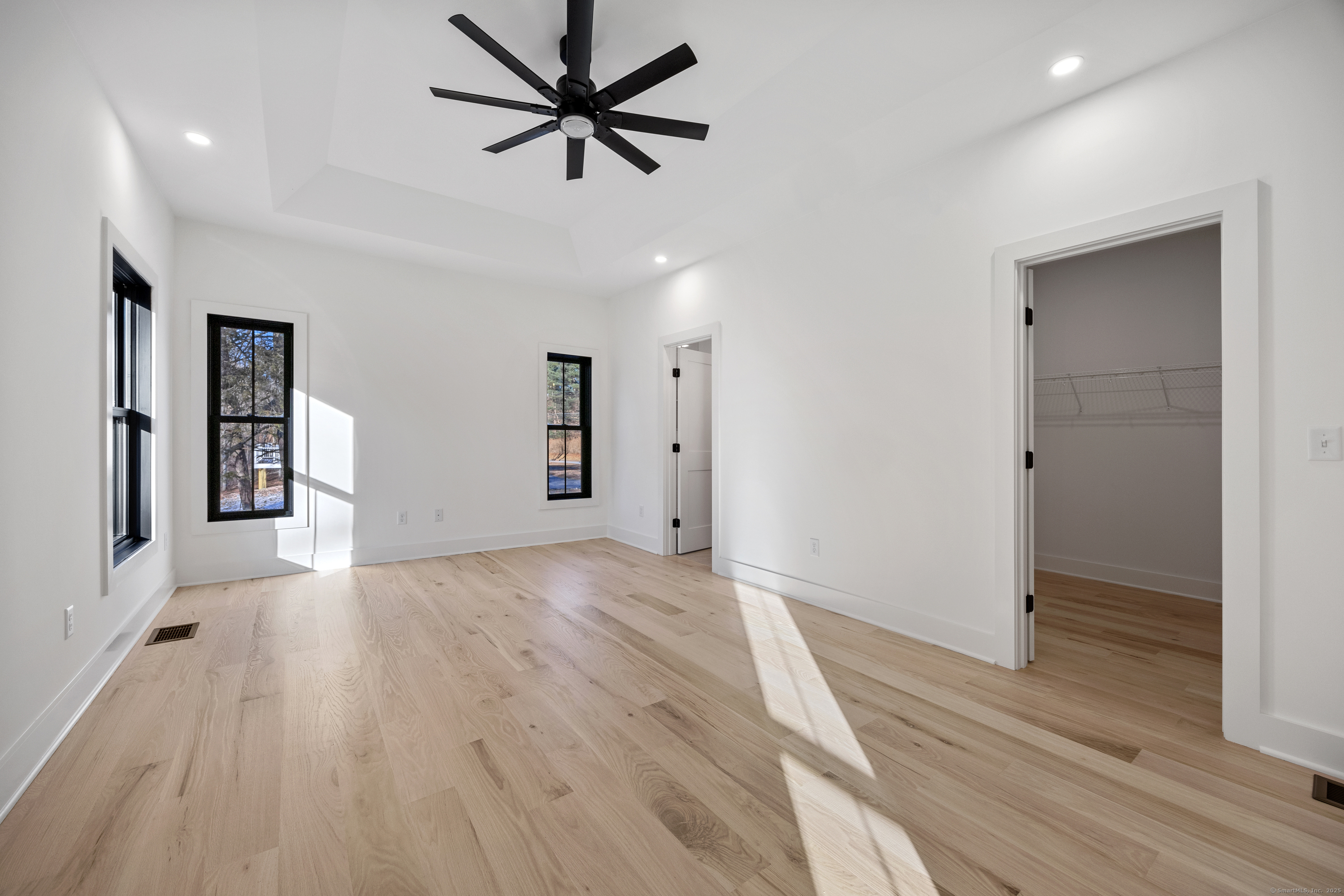 Cheshire, Connecticut, 06410, United States, 3 Bedrooms Bedrooms, ,3 BathroomsBathrooms,Residential,For Sale,1714227
