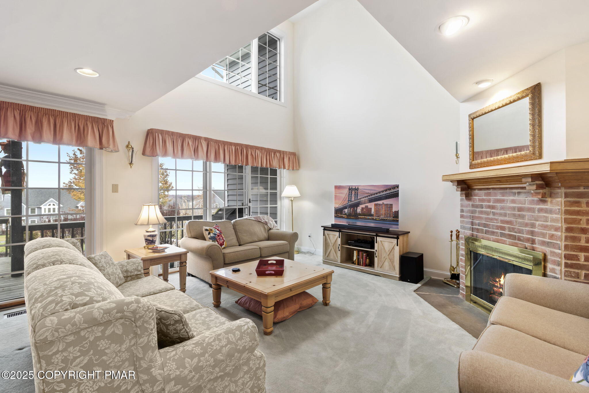 Canadensis, Pennsylvania, 18325, United States, 3 Bedrooms Bedrooms, ,3 BathroomsBathrooms,Residential,For Sale,1994641