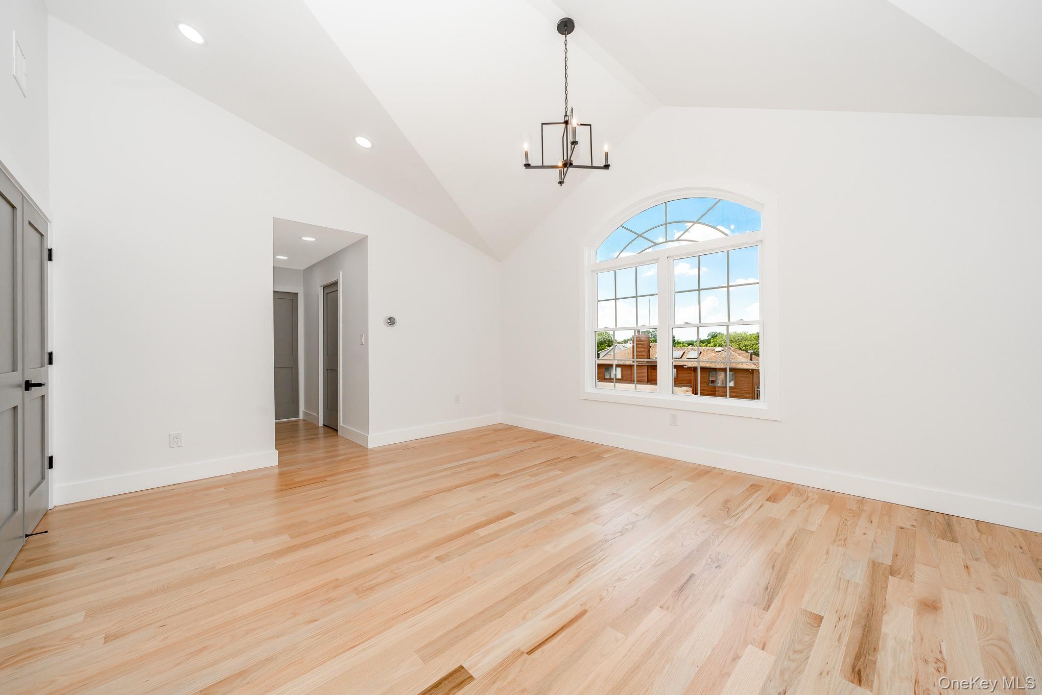 Bellmore, New York, 11710, United States, 5 Bedrooms Bedrooms, ,3 BathroomsBathrooms,Residential,For Sale,1977059