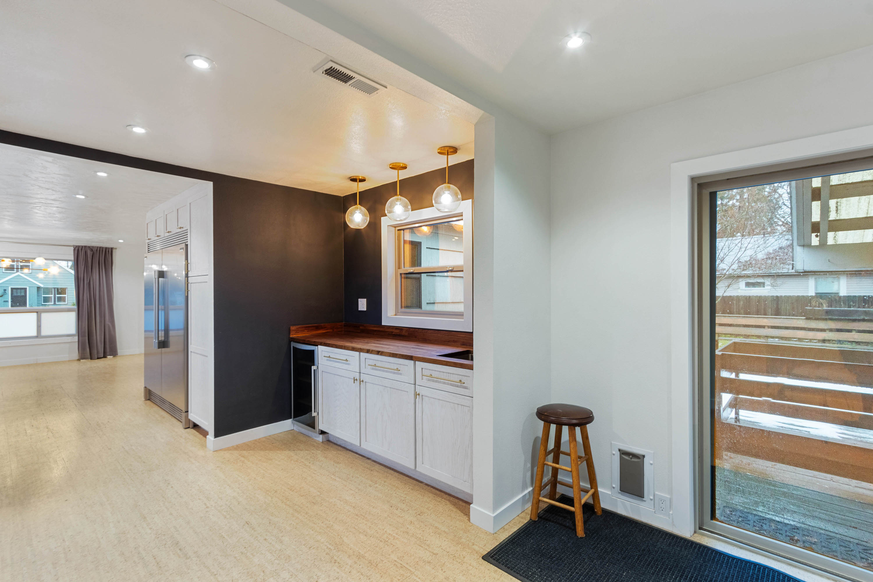 Sandpoint, Idaho, 83864, United States, 3 Bedrooms Bedrooms, ,2 BathroomsBathrooms,Residential,For Sale,2005547