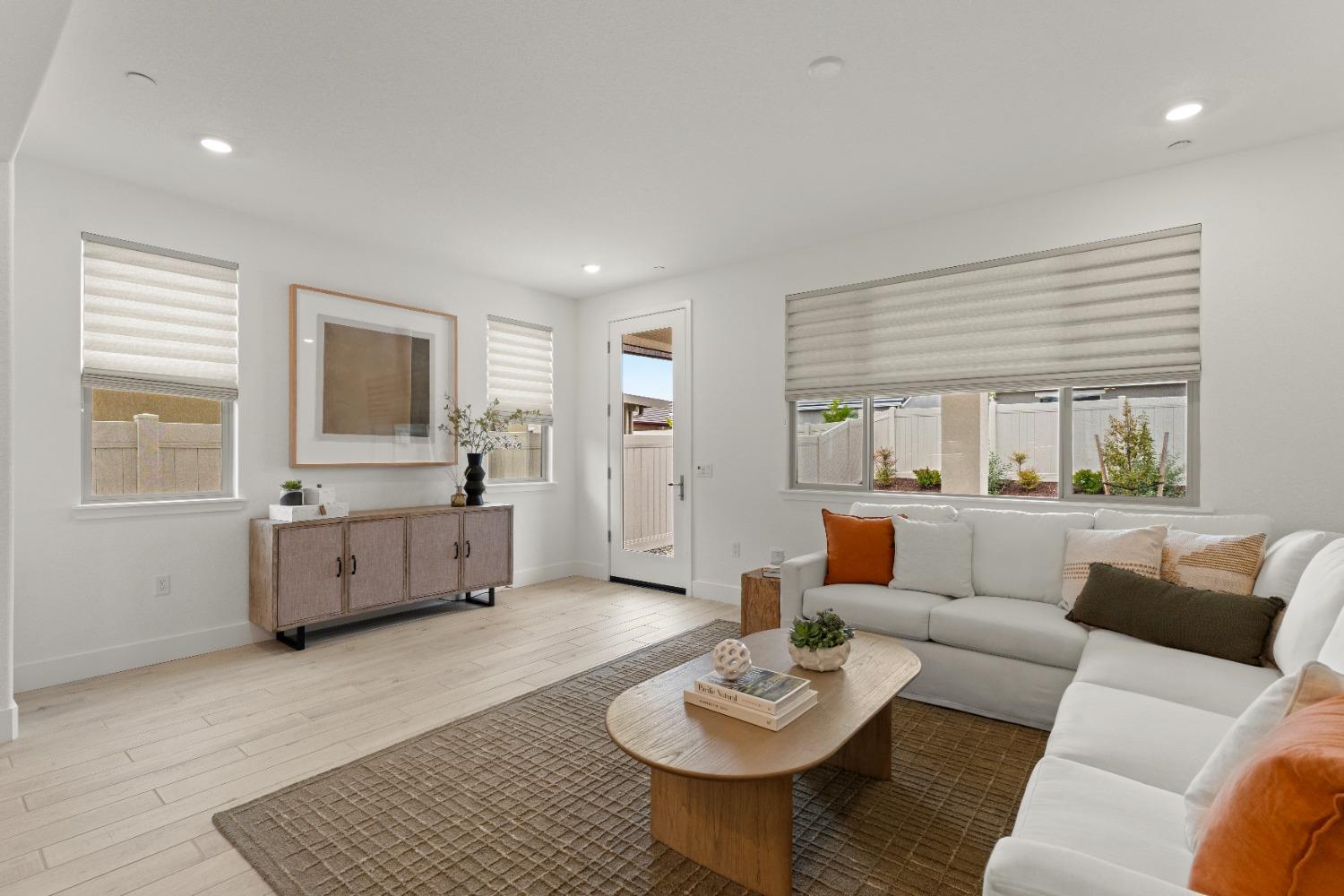 El Dorado Hills, California, 95762, United States, 2 Bedrooms Bedrooms, ,3 BathroomsBathrooms,Residential,For Sale,1787818