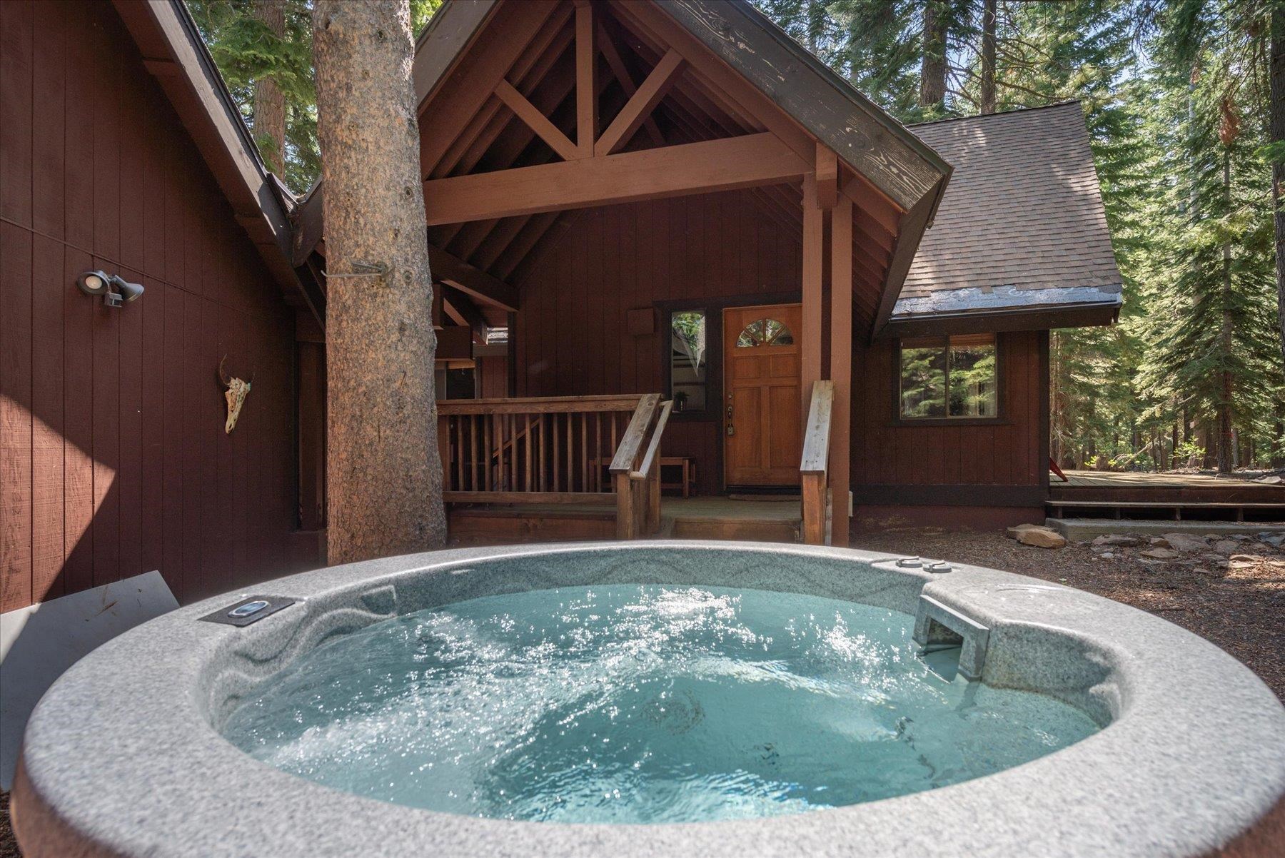 Truckee, California, 96161, United States, 3 Bedrooms Bedrooms, ,2 BathroomsBathrooms,Residential,For Sale,1761913
