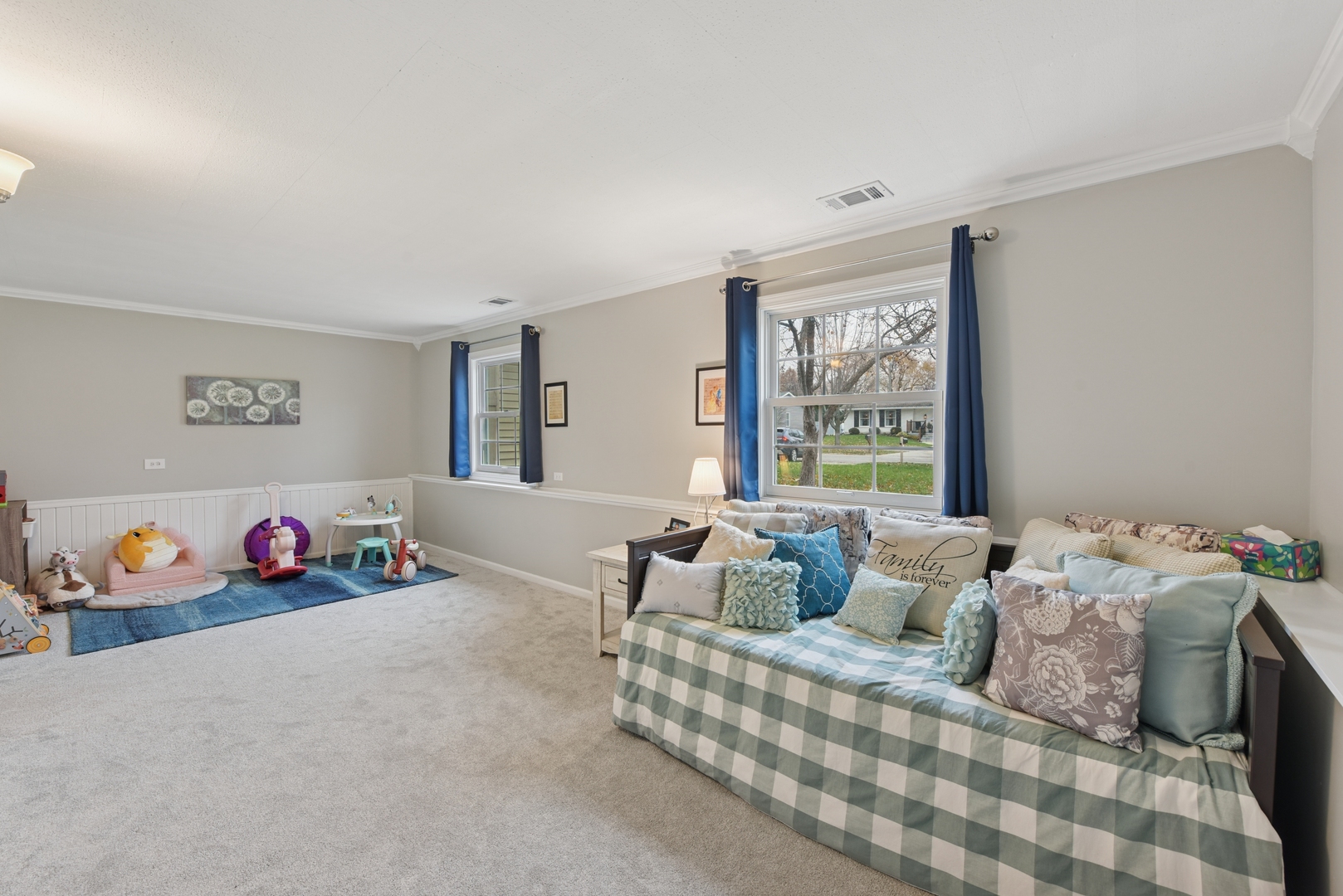 Bloomingdale, Illinois, 60108, United States, 4 Bedrooms Bedrooms, ,3 BathroomsBathrooms,Residential,For Sale,2000593