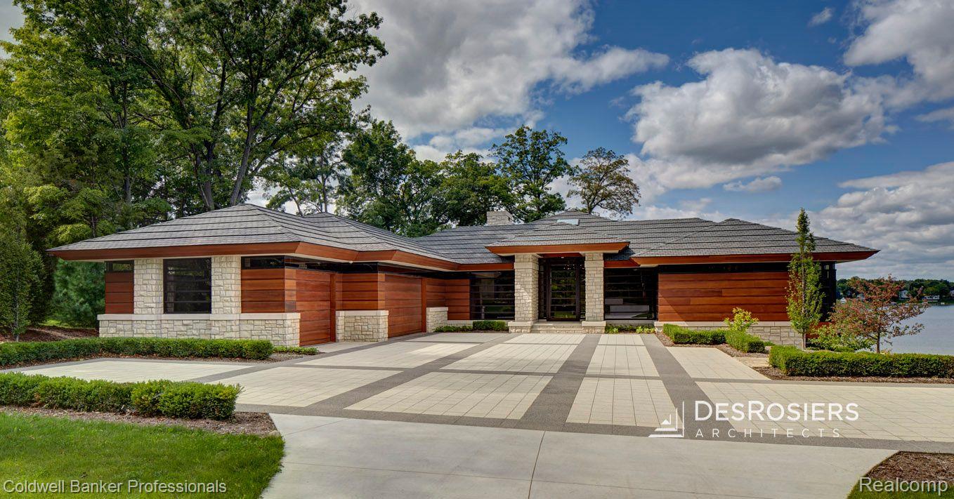 Fenton, Michigan, 48430, United States, 4 Bedrooms Bedrooms, ,5 BathroomsBathrooms,Residential,For Sale,1804653