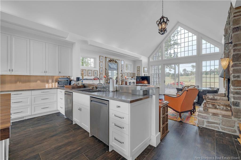 SAINT ANDREWS, New Brunswick, E5B 2L4, CA, 5 Bedrooms Bedrooms, ,4 BathroomsBathrooms,Residential,For Sale,1876607