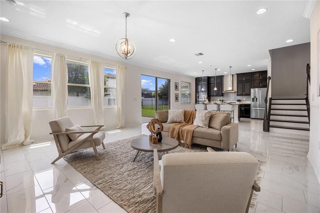 Orlando, Florida, 32836, United States, 5 Bedrooms Bedrooms, ,4 BathroomsBathrooms,Residential,For Sale,1940784