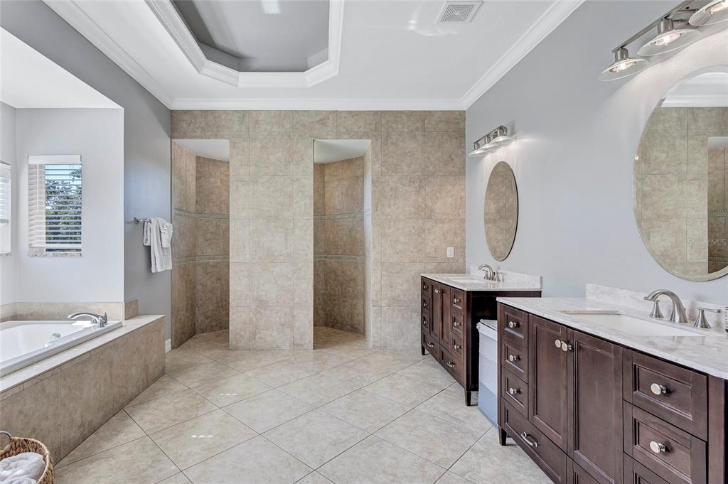 Bradenton, Florida, 34212, United States, 4 Bedrooms Bedrooms, ,3 BathroomsBathrooms,Residential,For Sale,1826992