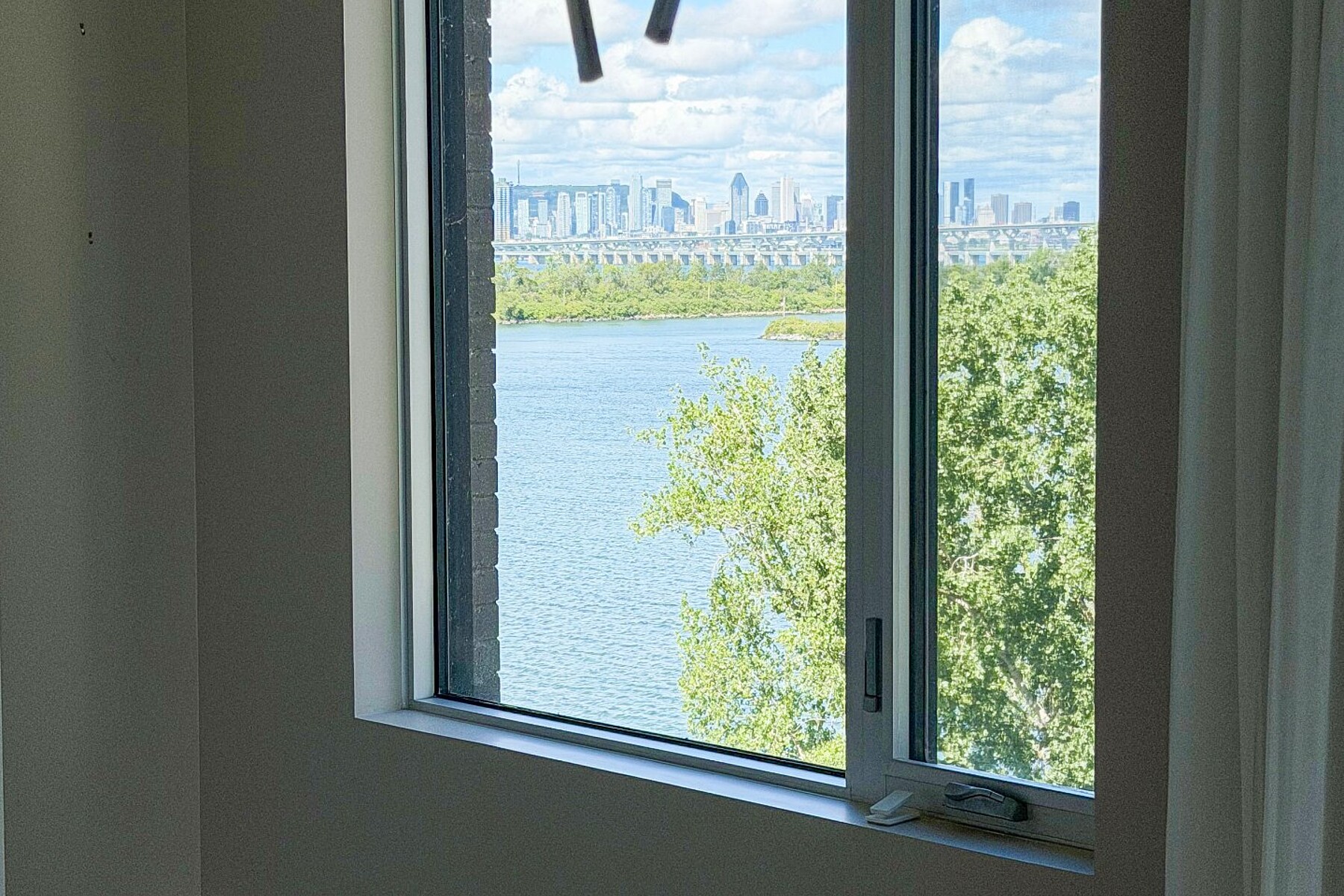  Brossard, Montérégie - 物件實景