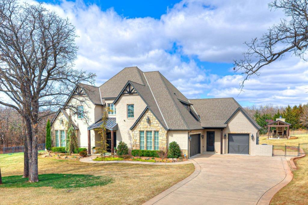 Arcadia, Oklahoma, 73007, United States, 4 Bedrooms Bedrooms, ,5 BathroomsBathrooms,Residential,For Sale,2034097