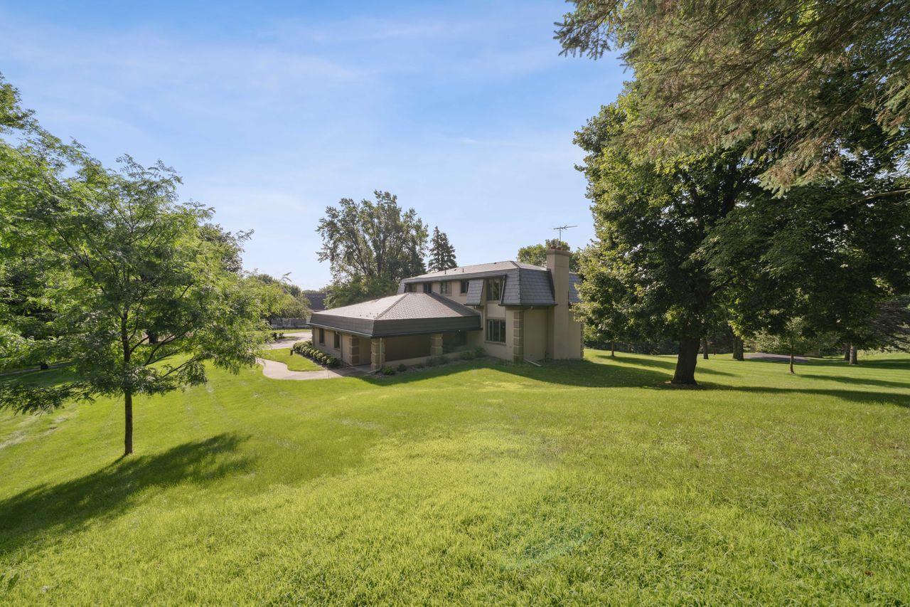 Stillwater, Minnesota, 55082, United States, 4 Bedrooms Bedrooms, ,3 BathroomsBathrooms,Residential,For Sale,1934431