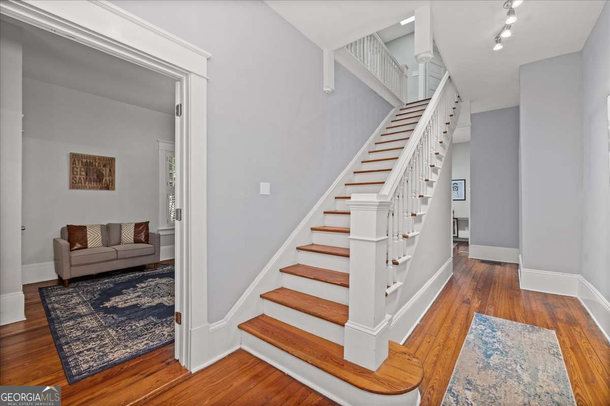 Atlanta, Georgia, 30308, United States, 5 Bedrooms Bedrooms, ,5 BathroomsBathrooms,Residential,For Sale,1988195