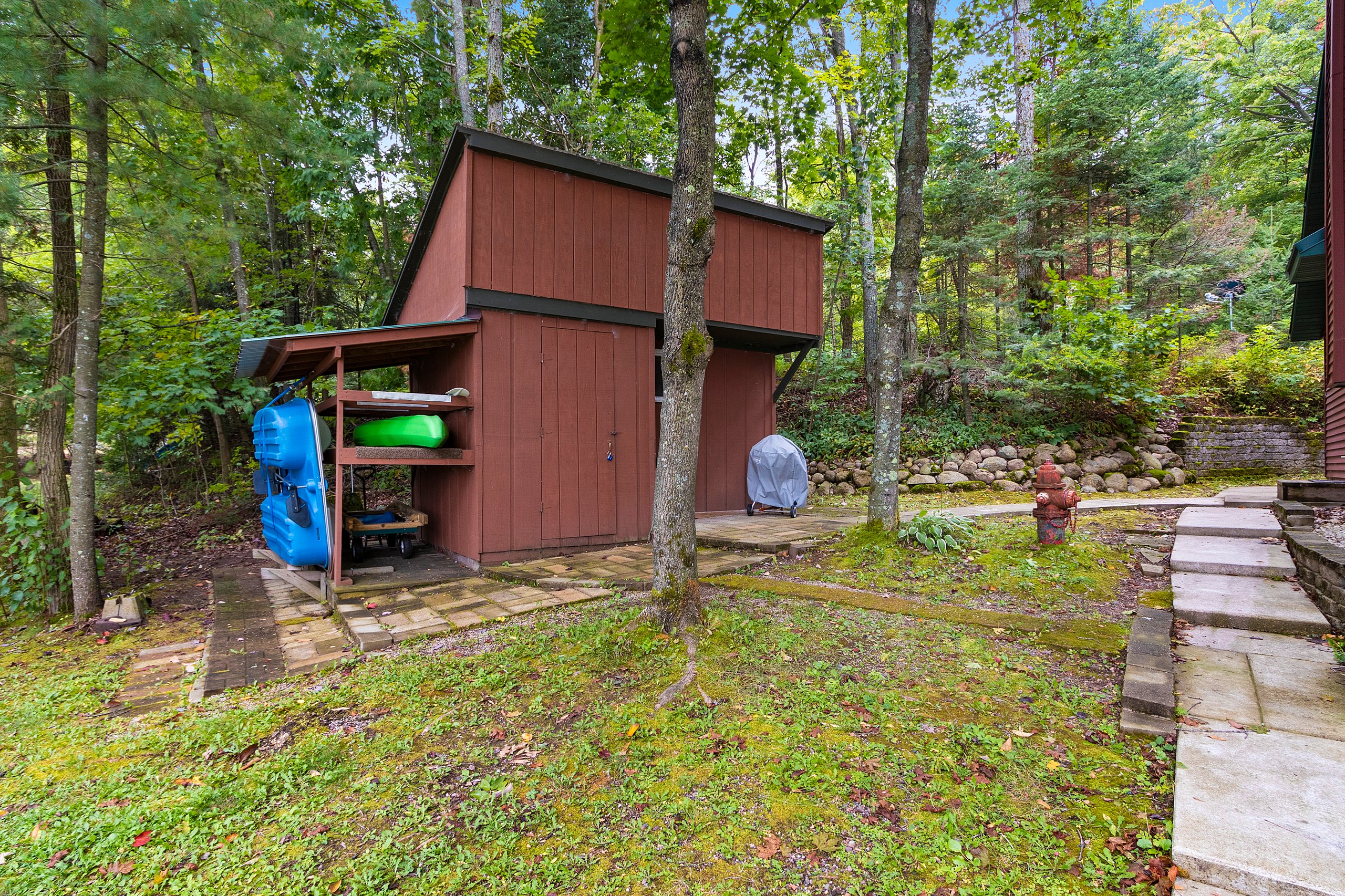 Lakewood, Wisconsin, 54138, United States, 3 Bedrooms Bedrooms, ,1 BathroomBathrooms,Residential,For Sale,1948310