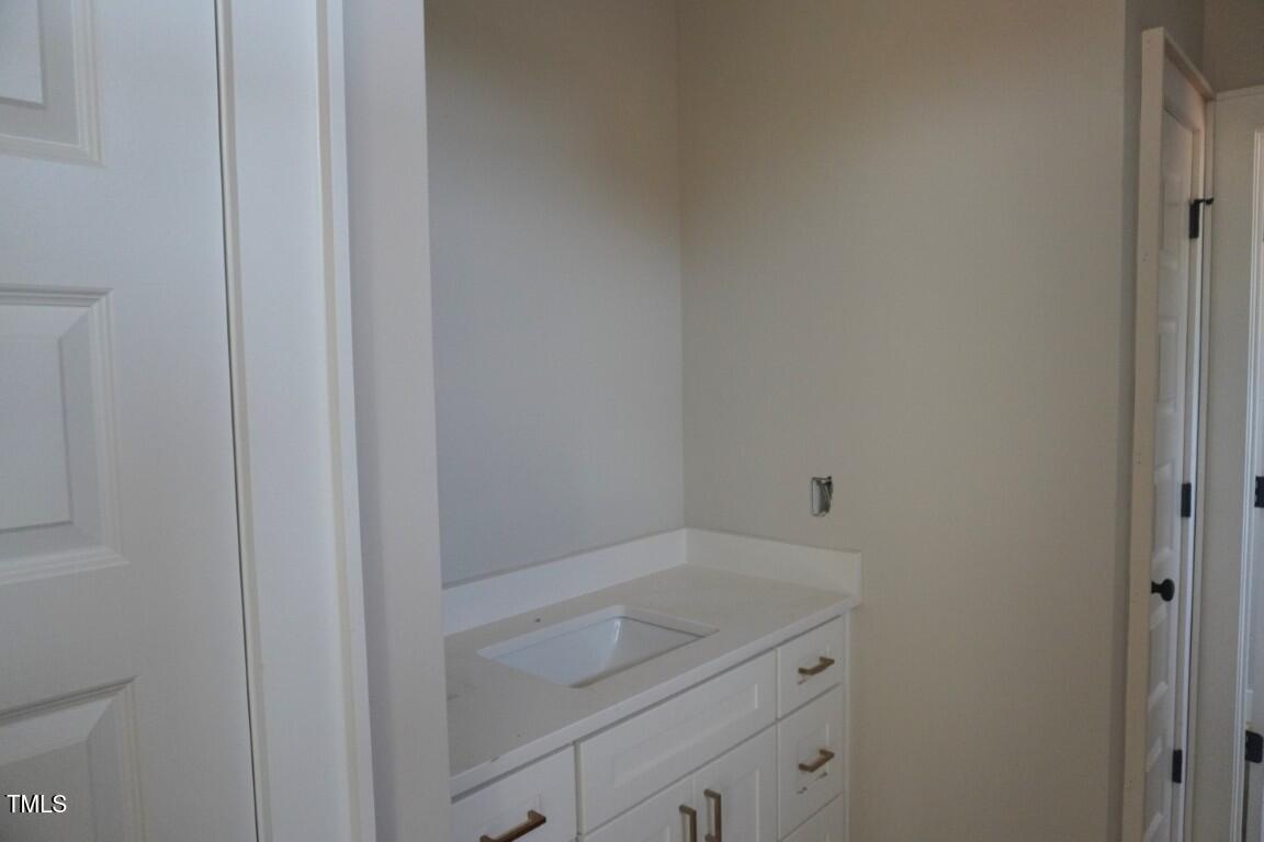 Spring Hope, North Carolina, 27882, United States, 3 Bedrooms Bedrooms, ,3 BathroomsBathrooms,Residential,For Sale,1906584