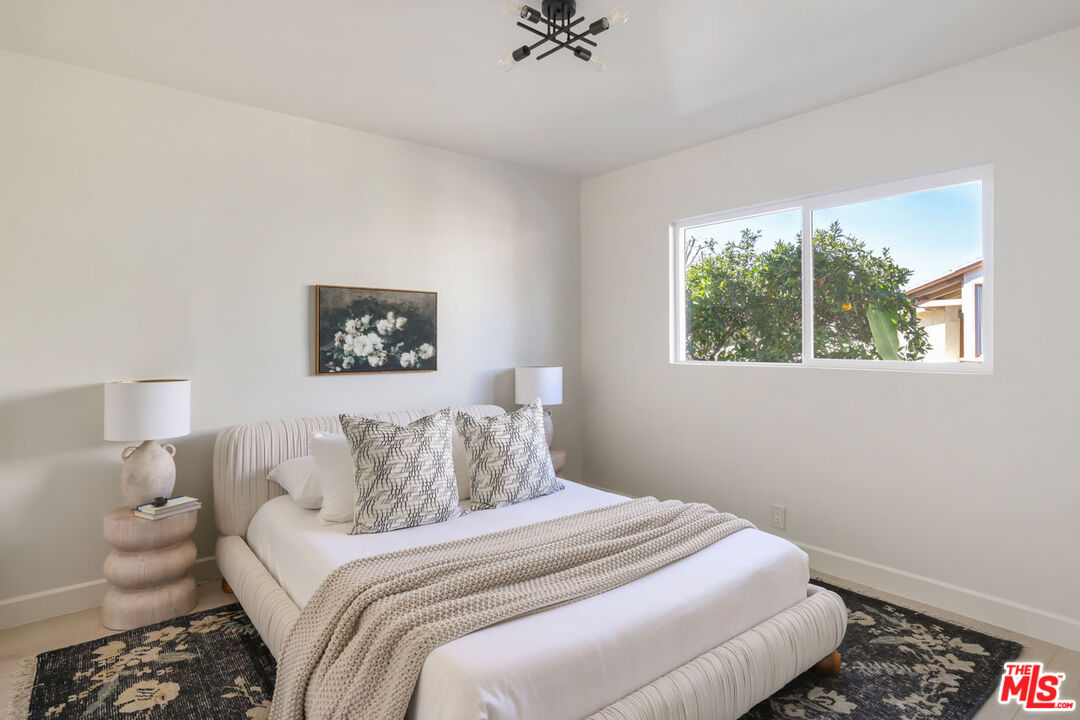 Los Angeles, California, 90065, United States, 4 Bedrooms Bedrooms, ,5 BathroomsBathrooms,Residential,For Sale,2002070