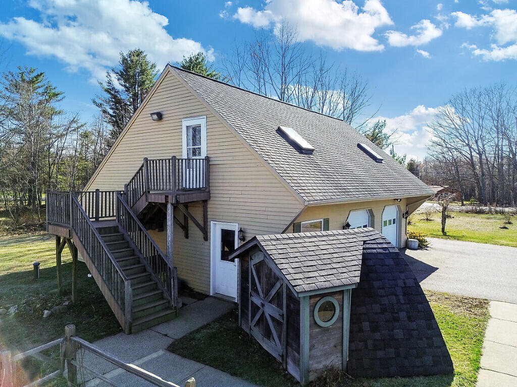 China, Maine, 04358, United States, 6 Bedrooms Bedrooms, ,3 BathroomsBathrooms,Residential,For Sale,1898689