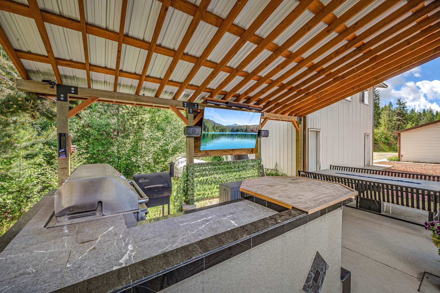  Lake Retreat on Private Acreage - 物件實景