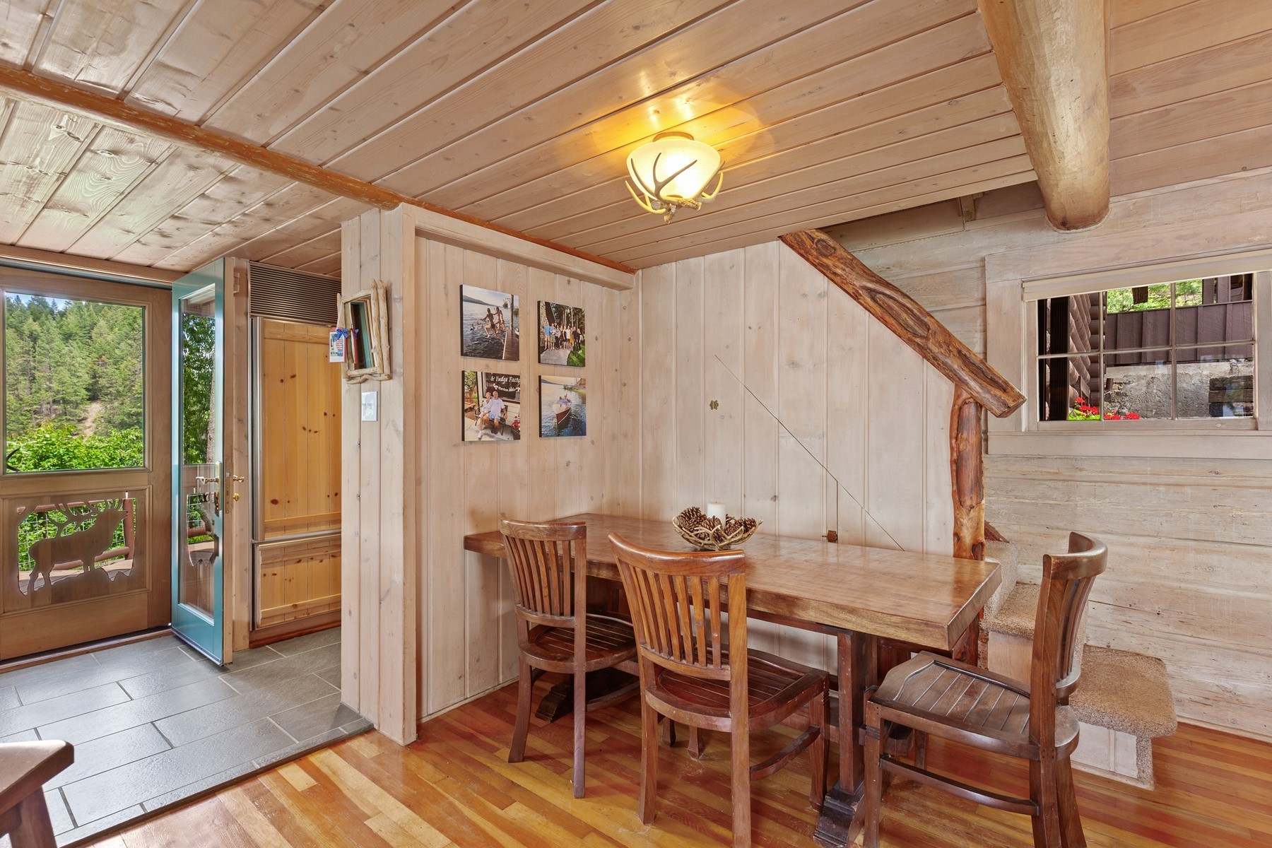  Captivating Upscale Log Lakefront Retreat - 物件實景