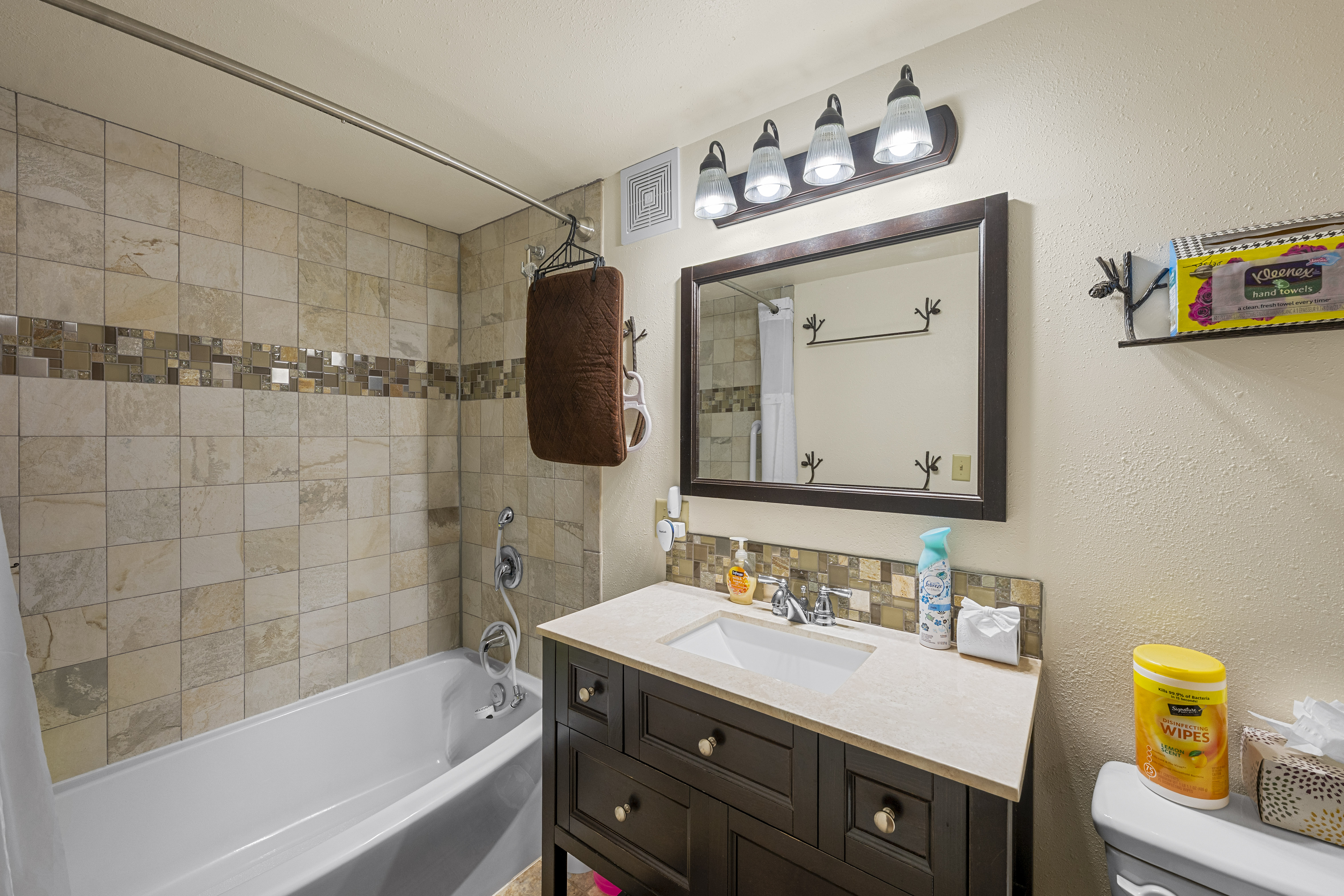 82 Lakeview Lane, Fawnskin, CA 92333 - 物件實景
