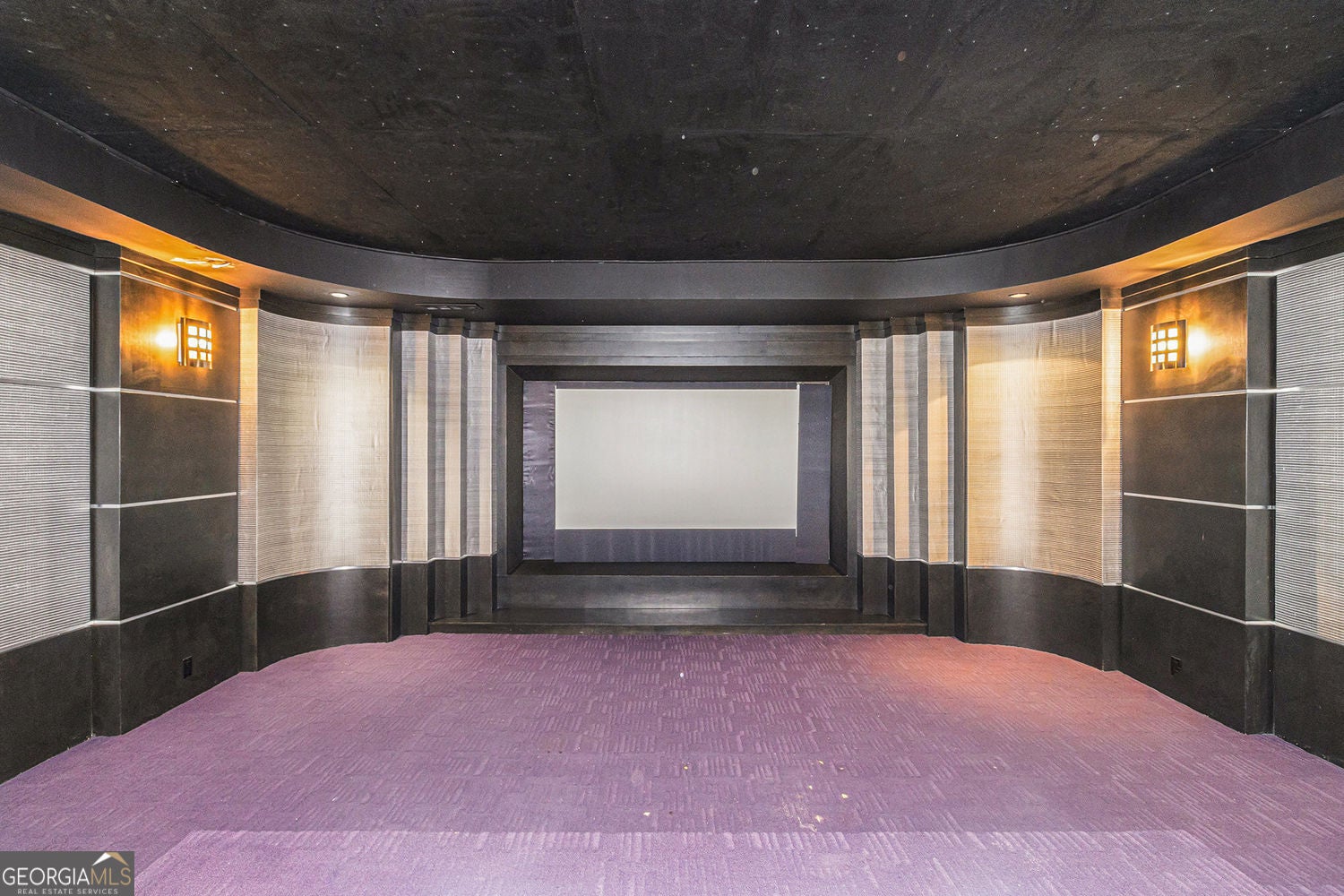 Roswell, Georgia, 30075, United States, 9 Bedrooms Bedrooms, ,15 BathroomsBathrooms,Residential,For Sale,1953234