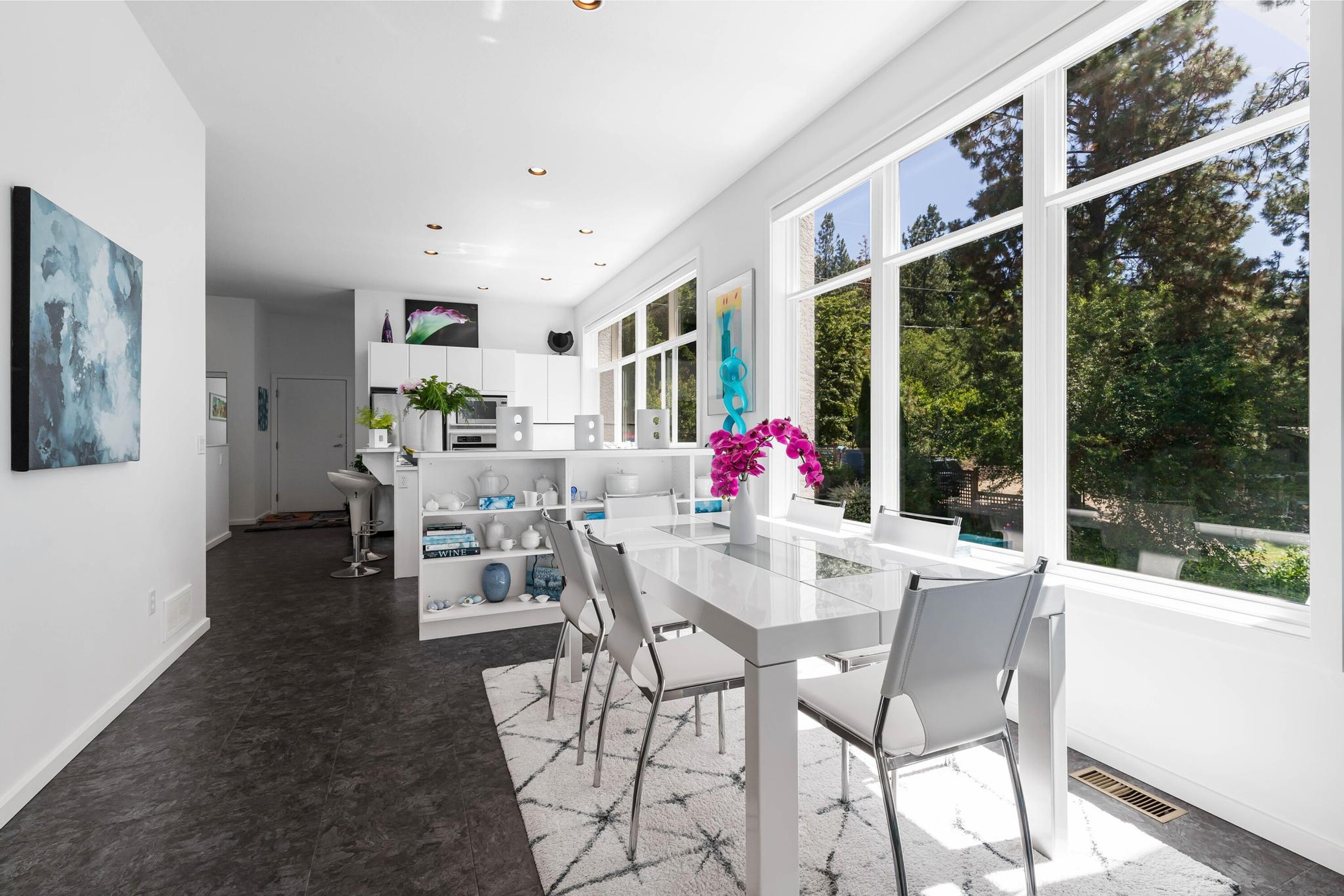  Modern Lakeshore Home - 物件實景