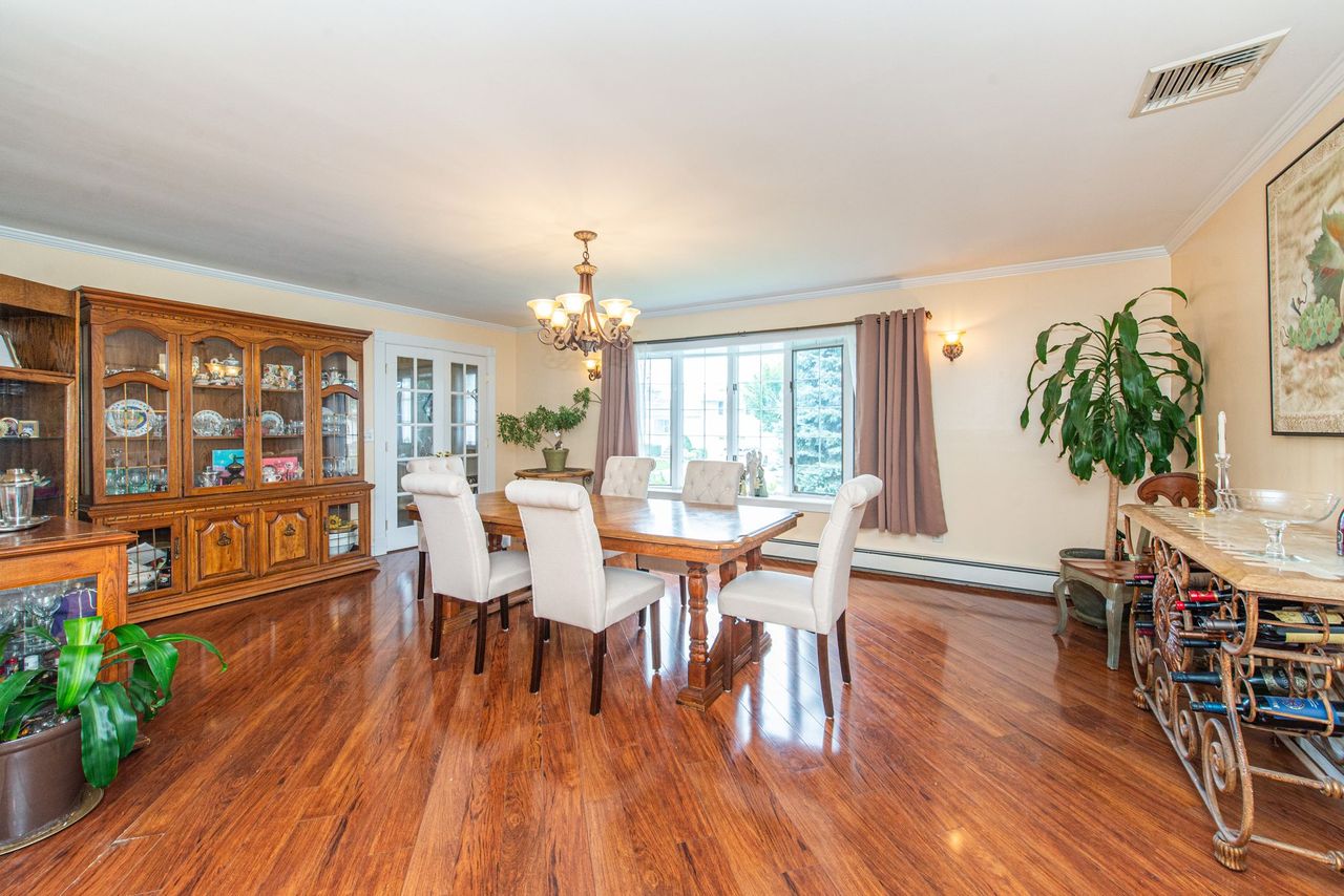 Wood Ridge, New Jersey, 07075, United States, 4 Bedrooms Bedrooms, ,4 BathroomsBathrooms,Residential,For Sale,1978112