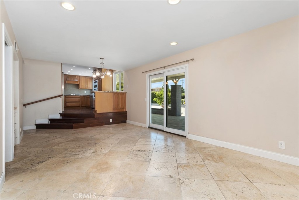 Orange, California, 92865, United States, 5 Bedrooms Bedrooms, ,3 BathroomsBathrooms,Residential,For Sale,1906784