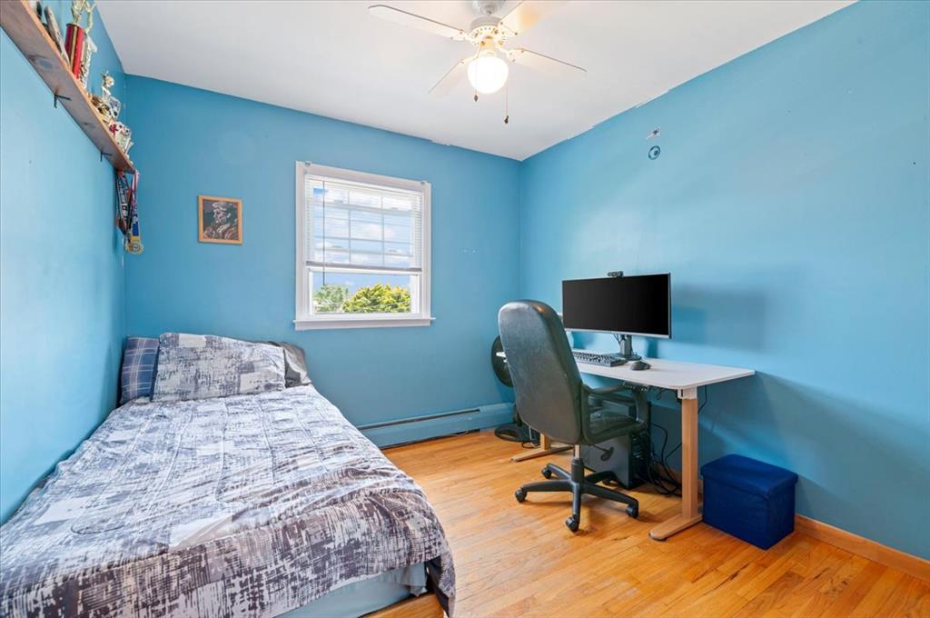 Bellmore, New York, 11710, United States, 5 Bedrooms Bedrooms, ,2 BathroomsBathrooms,Residential,For Sale,1928090