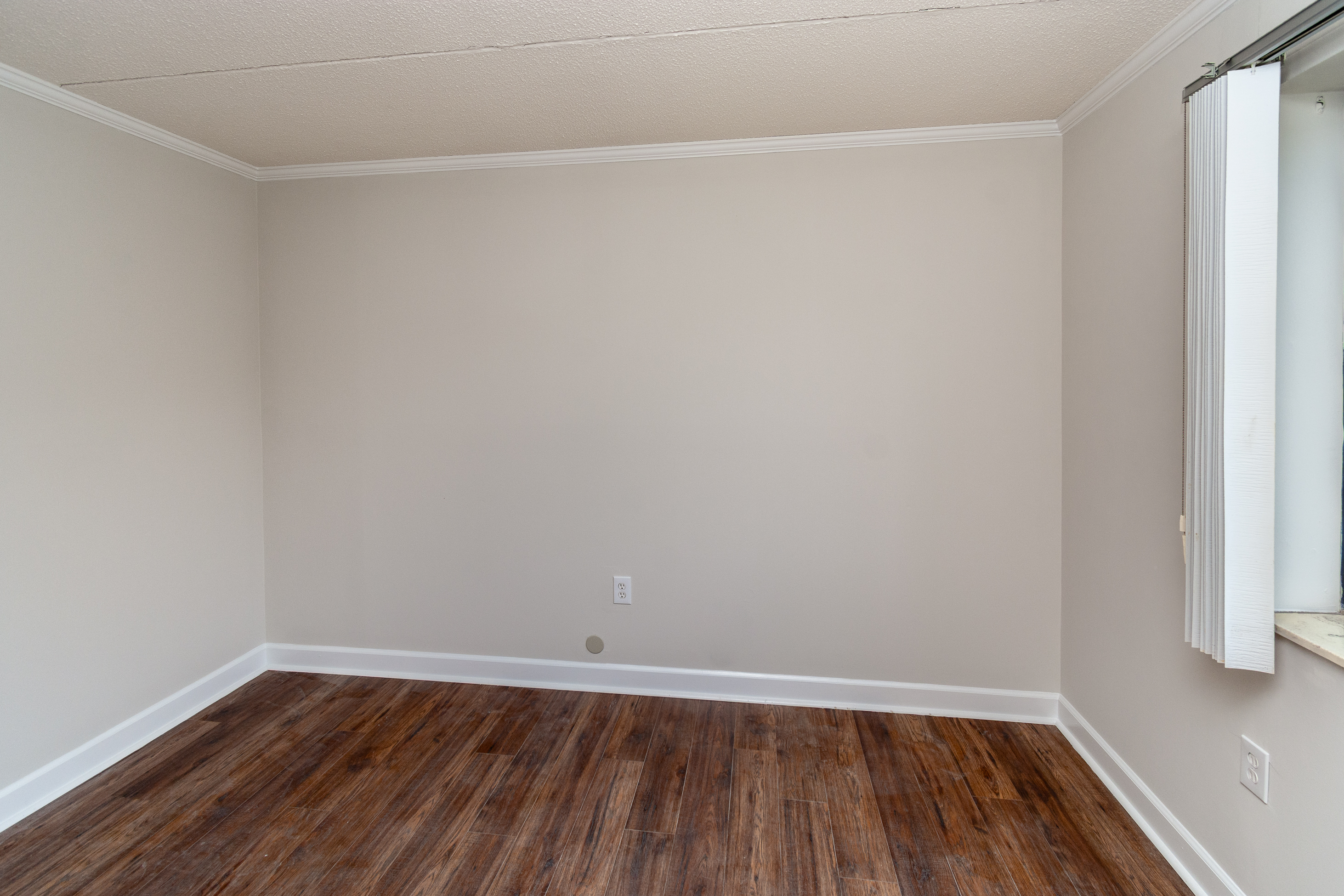  Pristine Apartment with Plentiful Storage and a Pool - 物件實景