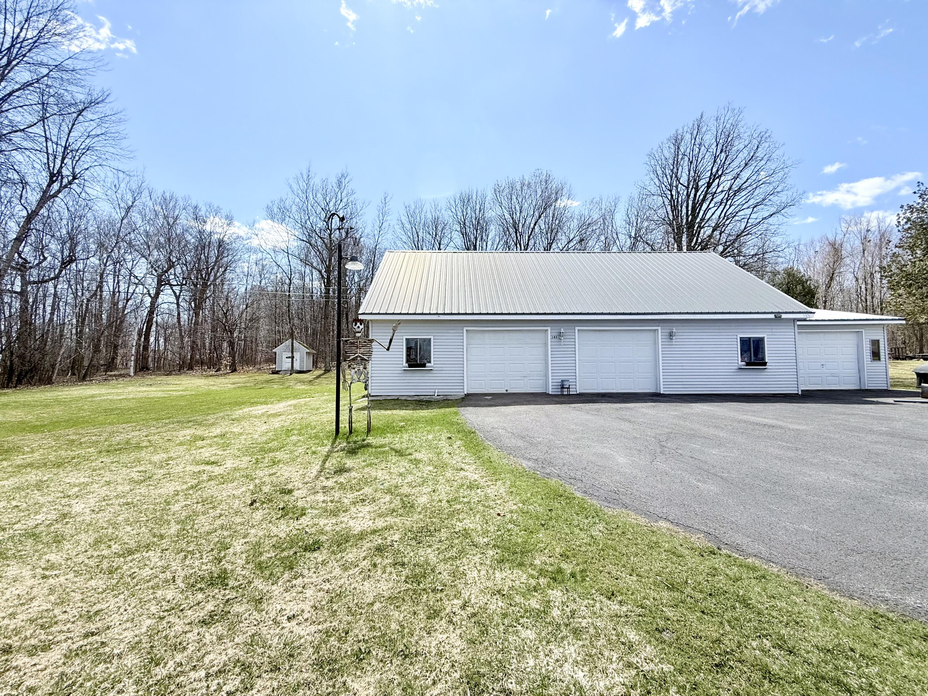 Plattsburgh, New York, 12901, United States, 3 Bedrooms Bedrooms, ,2 BathroomsBathrooms,Residential,For Sale,2048096