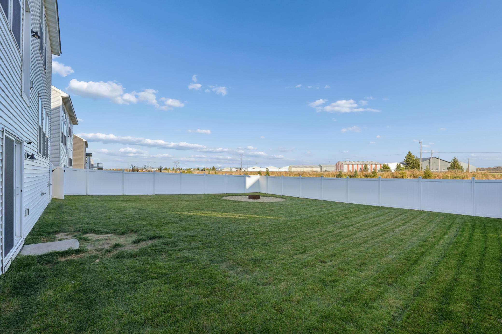 Lake Elmo, Minnesota, 55042, United States, 4 Bedrooms Bedrooms, ,3 BathroomsBathrooms,Residential,For Sale,1999668