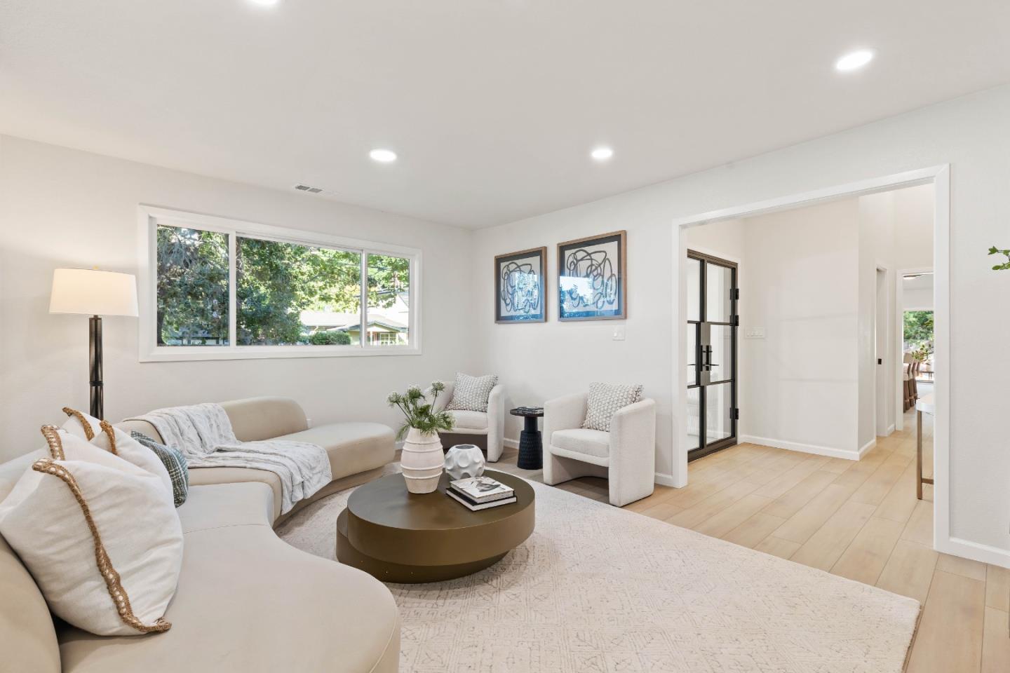 Redwood City, California, 94062, United States, 4 Bedrooms Bedrooms, ,4 BathroomsBathrooms,Residential,For Sale,1950985