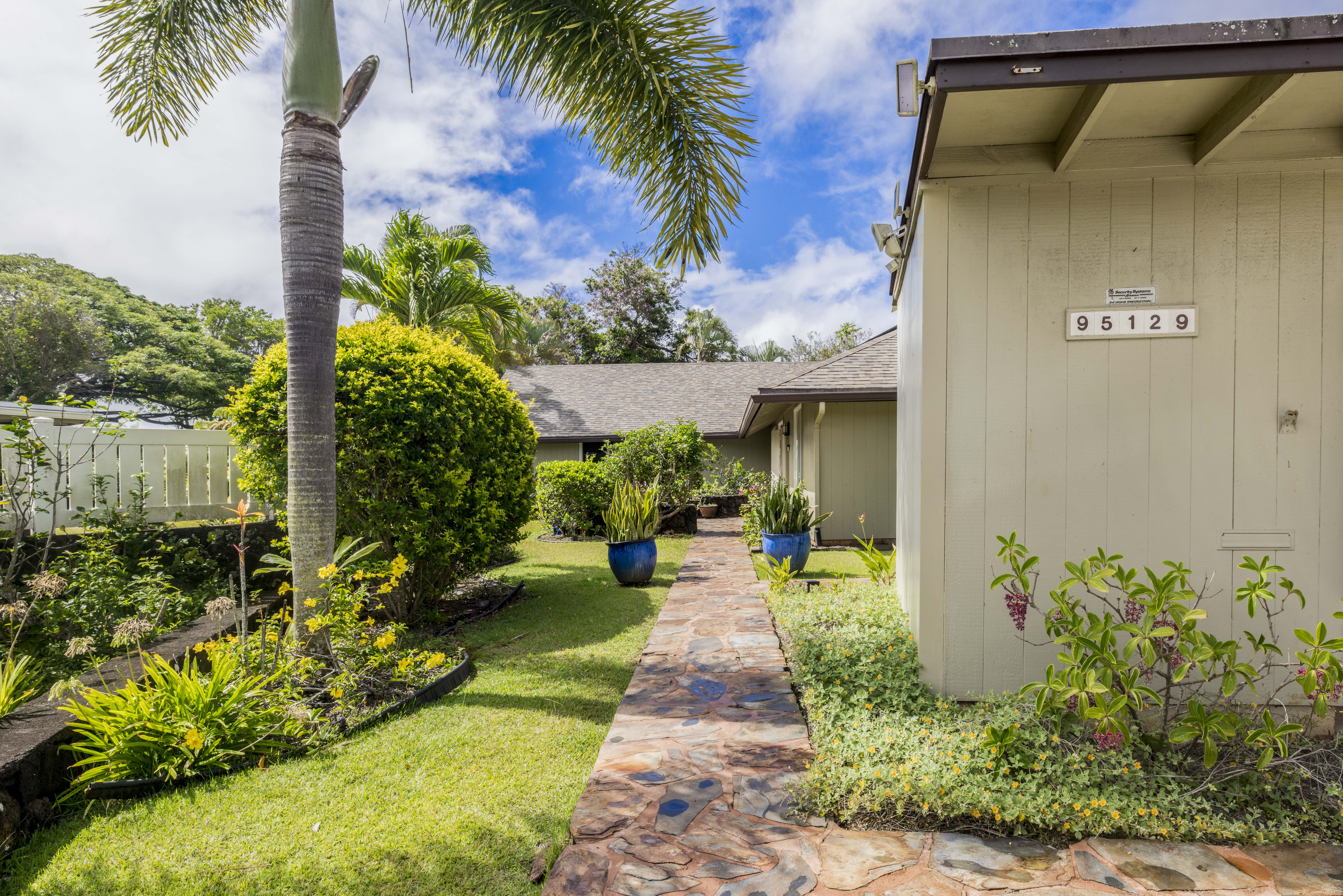 Mililani, Hawaii, 96789, United States, 4 Bedrooms Bedrooms, ,2 BathroomsBathrooms,Residential,For Sale,1978184