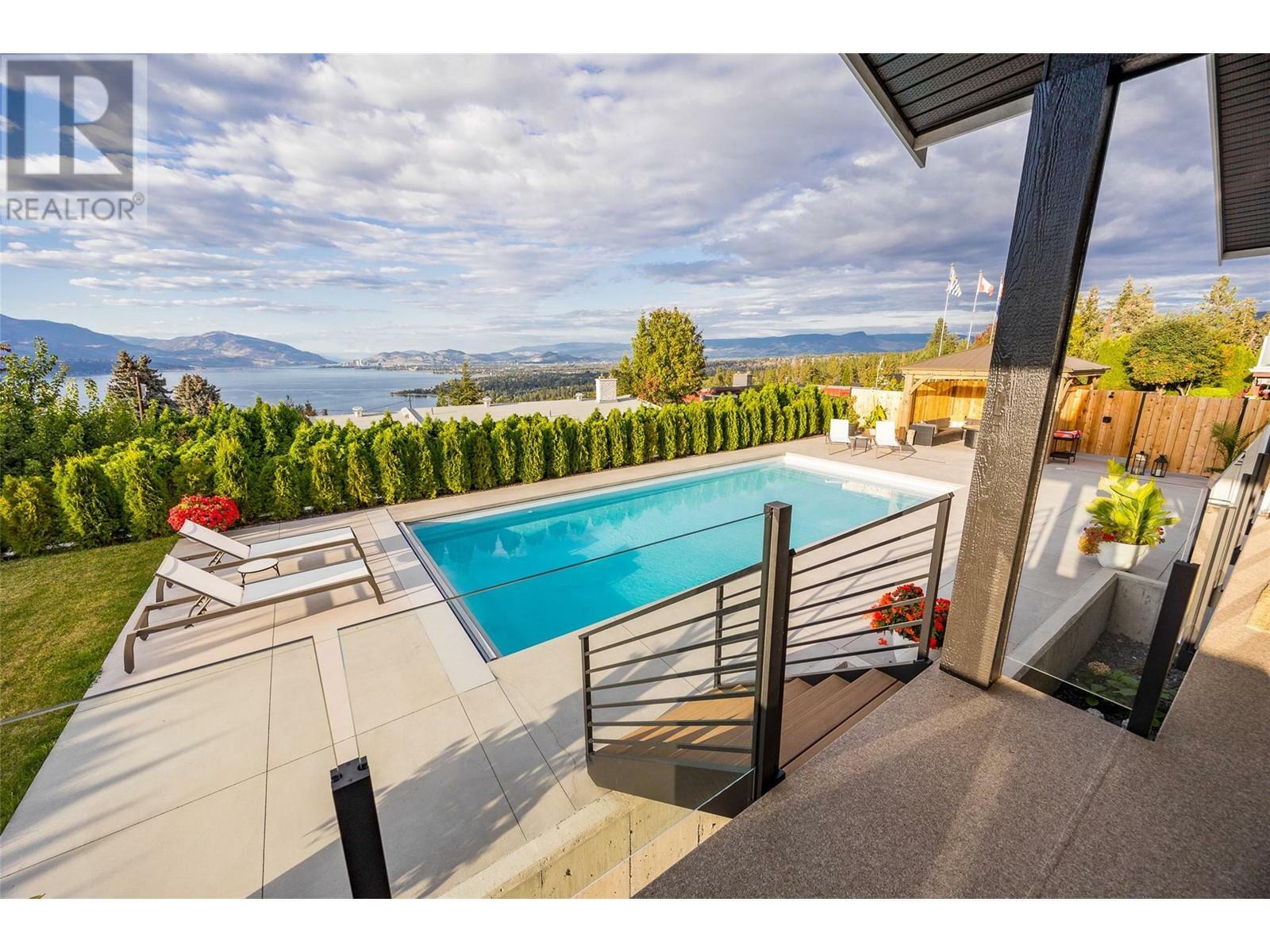 KELOWNA, British Columbia, V1W 4L1, CA, 4 Bedrooms Bedrooms, ,4 BathroomsBathrooms,Residential,For Sale,1838056