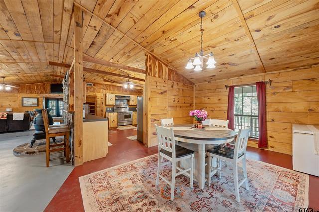 Winona, Texas, 75792, United States, 4 Bedrooms Bedrooms, ,3 BathroomsBathrooms,Residential,For Sale,1996404