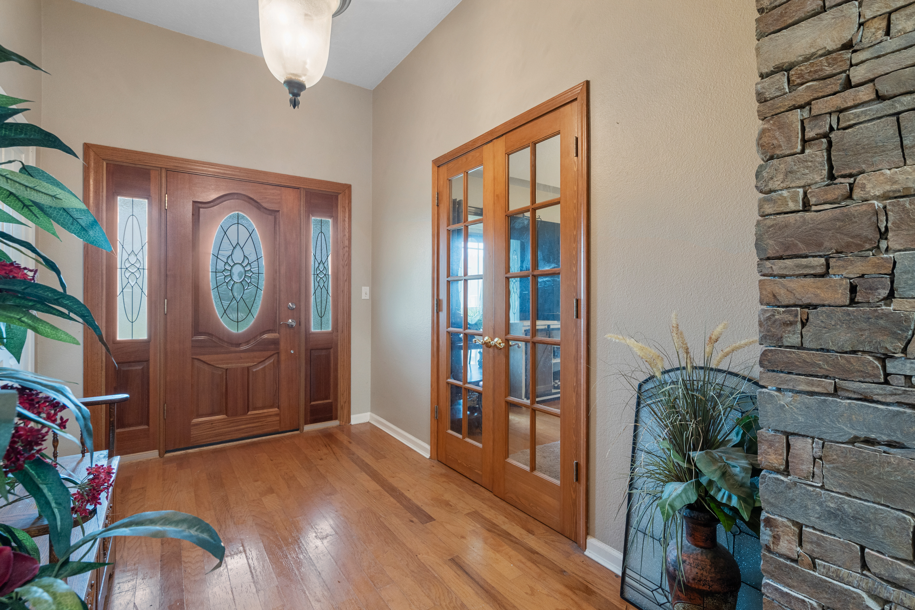 Glenwood, Arkansas, 71943, United States, 4 Bedrooms Bedrooms, ,4 BathroomsBathrooms,Residential,For Sale,1819538