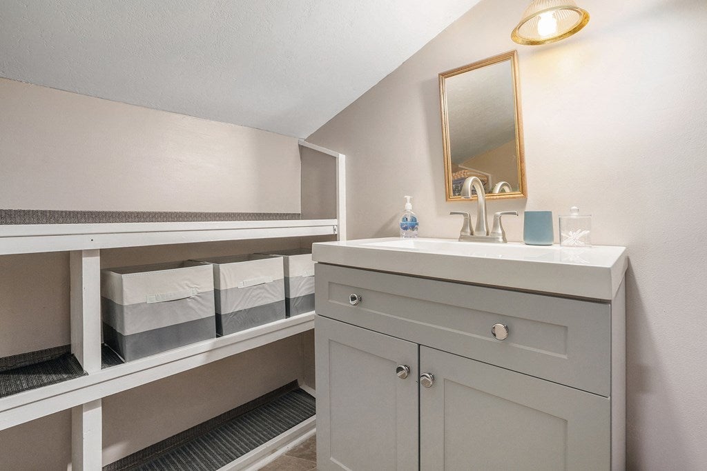 Blue Ridge, Georgia, 30513, United States, 3 Bedrooms Bedrooms, ,3 BathroomsBathrooms,Residential,For Sale,1969723