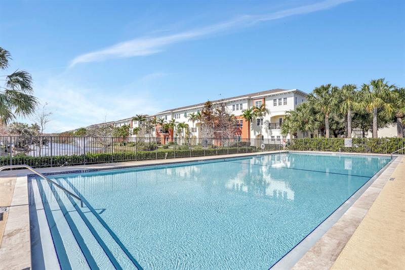 Pompano Beach, Florida, 33060, United States, 4 Bedrooms Bedrooms, ,4 BathroomsBathrooms,Residential,For Sale,1996952