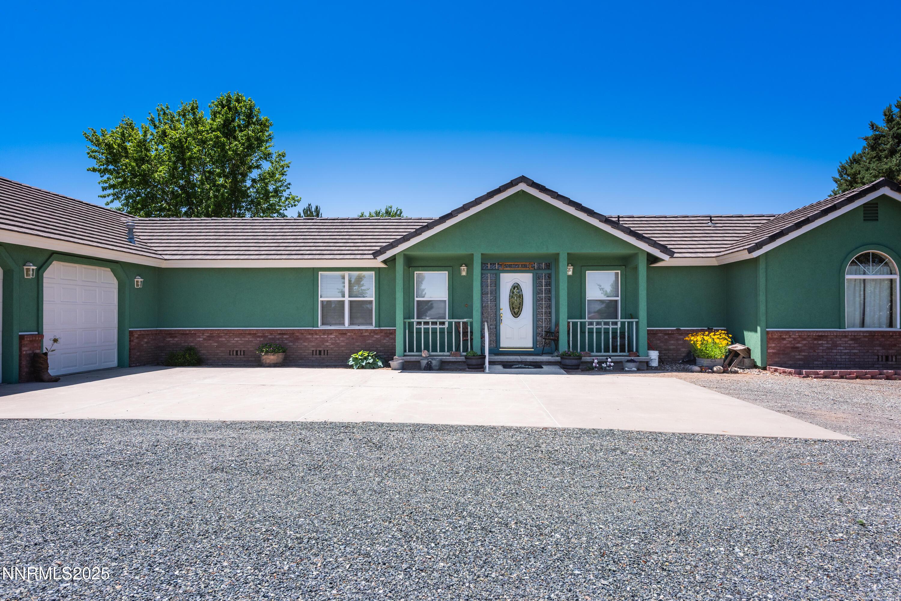 Smith Valley, Nevada, 89444, United States, 3 Bedrooms Bedrooms, ,2 BathroomsBathrooms,Residential,For Sale,1856881