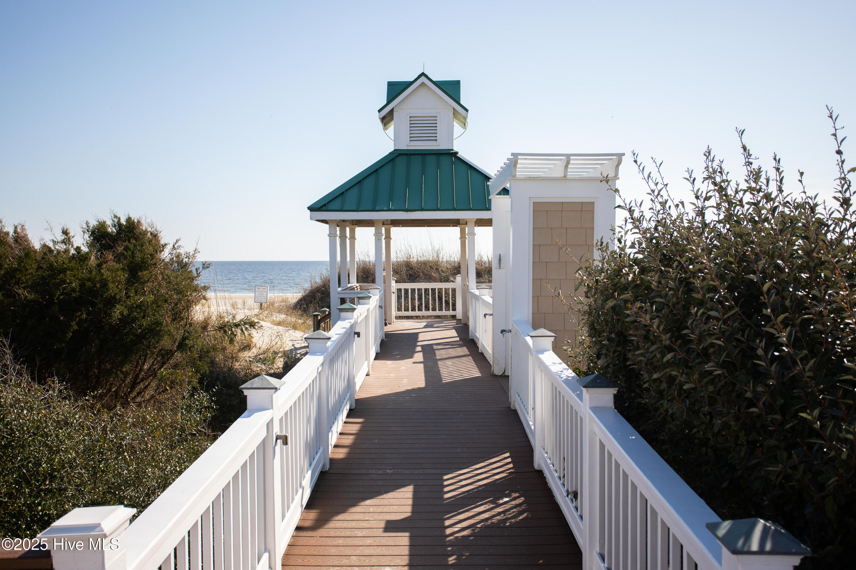 Southport, North Carolina, 28461, United States, 4 Bedrooms Bedrooms, ,3 BathroomsBathrooms,Residential,For Sale,1793848