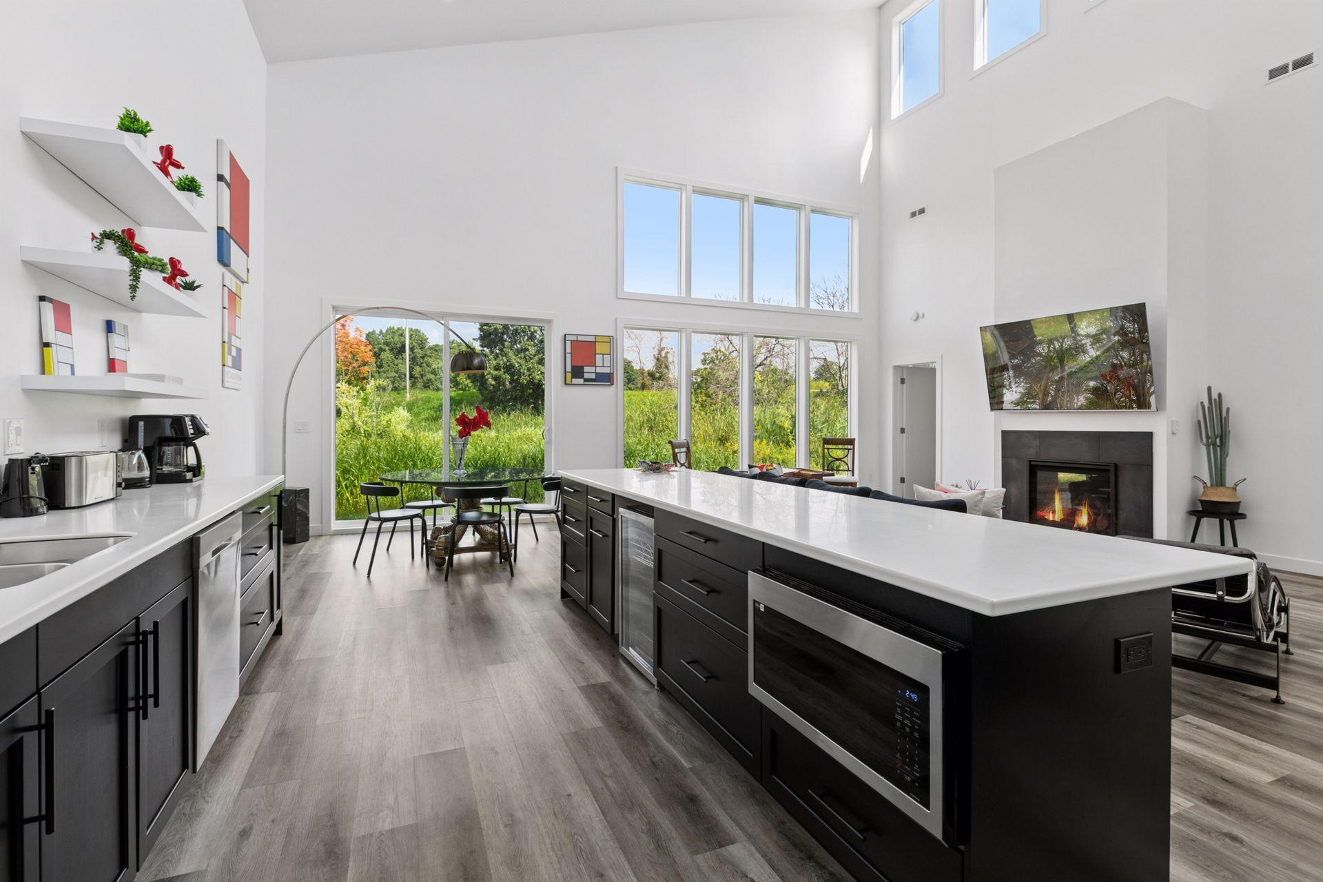 Wayzata, Minnesota, 55391, United States, 3 Bedrooms Bedrooms, ,4 BathroomsBathrooms,Residential,For Sale,1938784