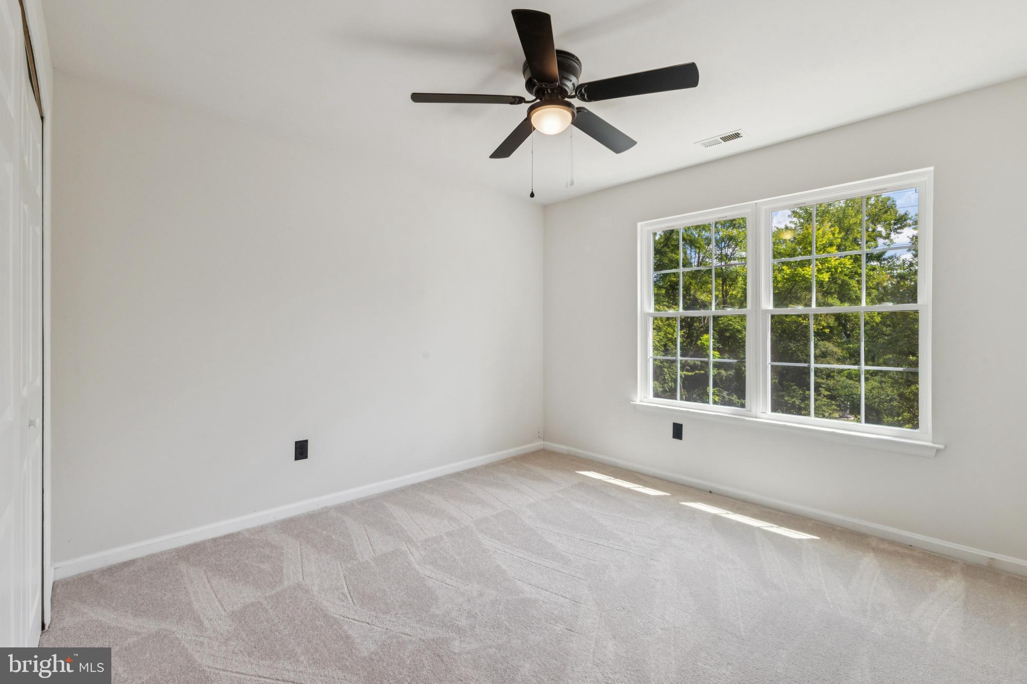 Fairfax, Virginia, 22030, United States, 4 Bedrooms Bedrooms, ,4 BathroomsBathrooms,Residential,For Sale,1978960