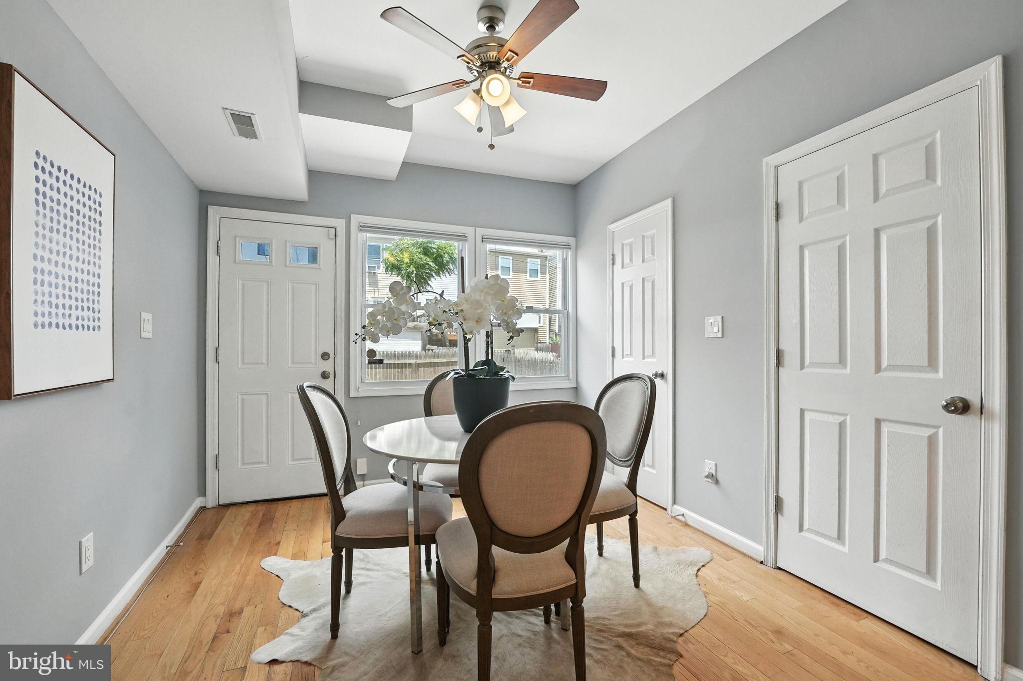 Washington, District of Columbia, 20002, United States, 4 Bedrooms Bedrooms, ,4 BathroomsBathrooms,Residential,For Sale,2000115