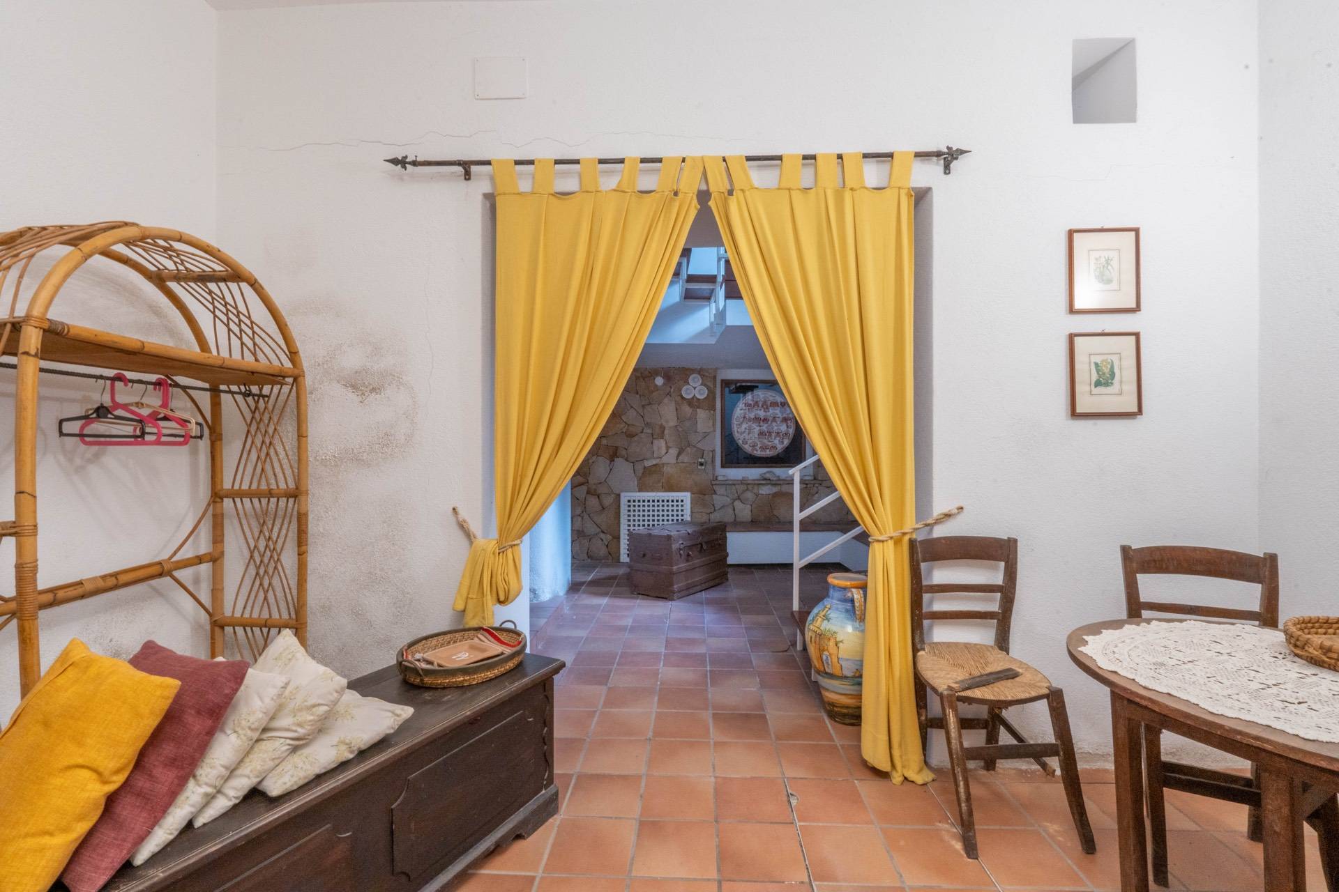 piazza seiano, Vico Equense, Napoli, 80069, IT, 4 Bedrooms Bedrooms, ,4 BathroomsBathrooms,Residential,For Sale,piazza seiano,1629621