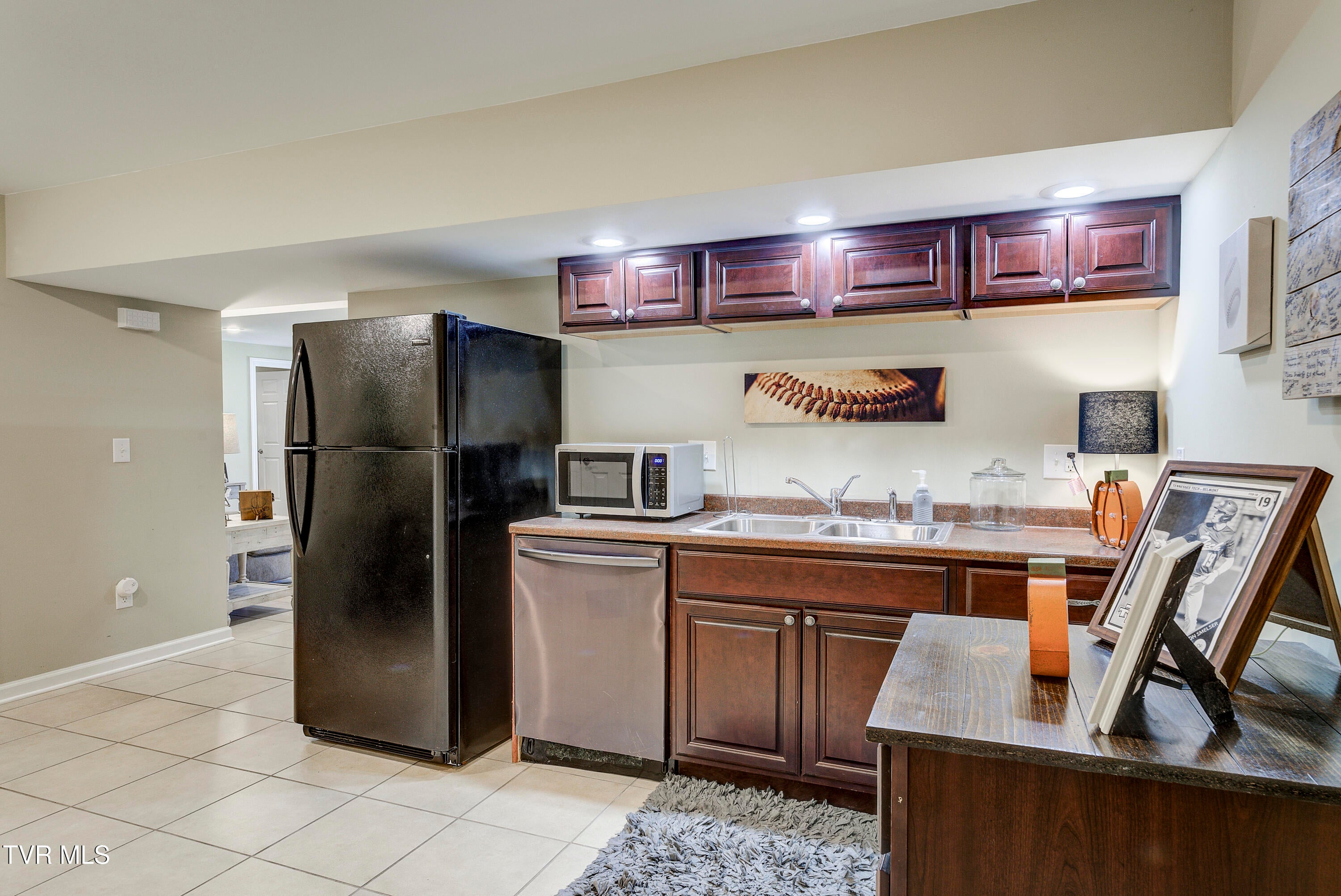 Johnson City, Tennessee, 37604, United States, 5 Bedrooms Bedrooms, ,3 BathroomsBathrooms,Residential,For Sale,1964815