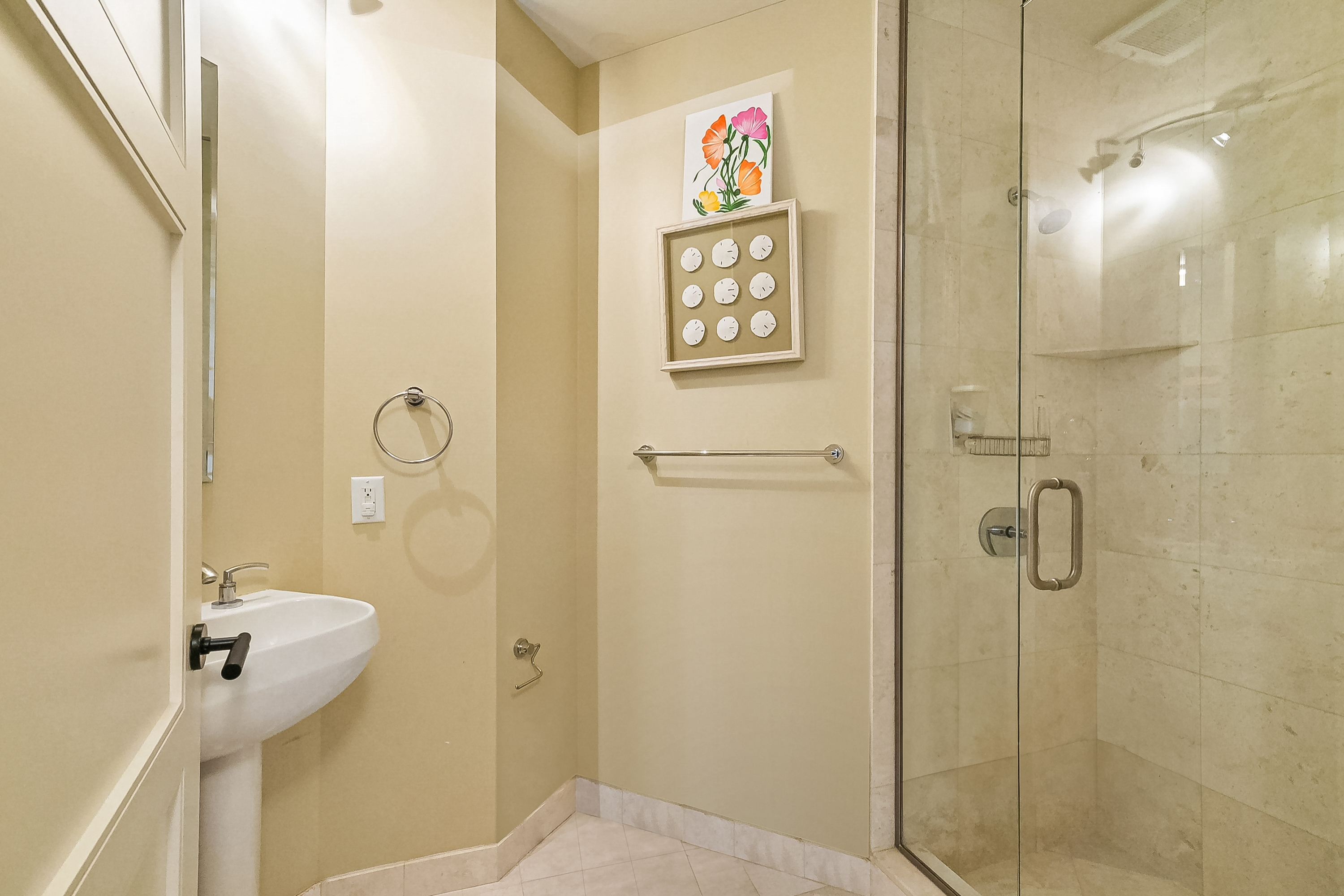  16051 Collins Ave, Sunny Isles Beach, FL, 33160 - 物件實景
