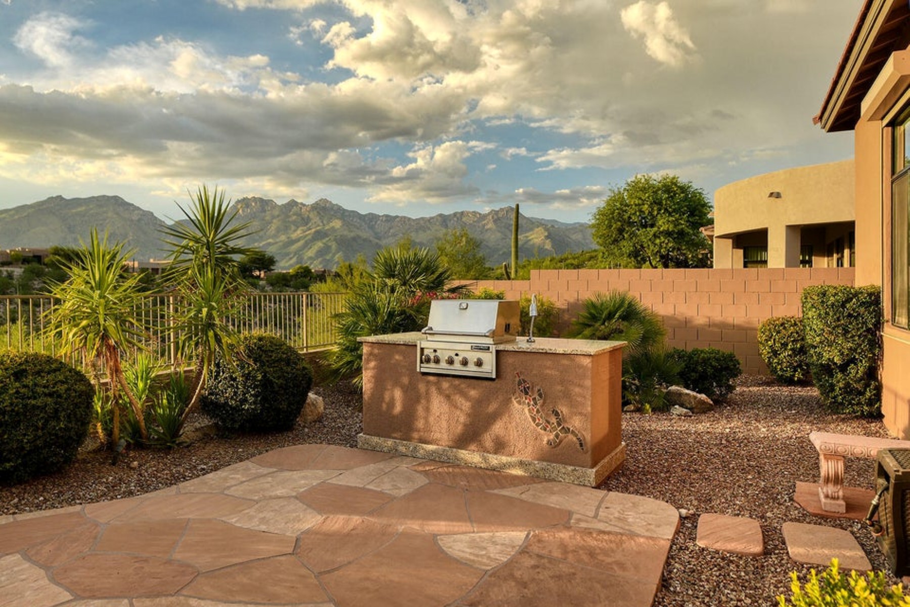  4055 N Black Rock Drive¦Tucson, AZ - 物件實景