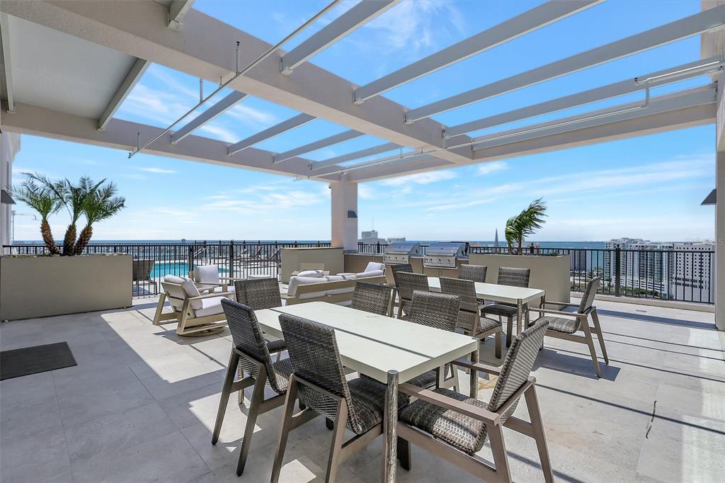 Sarasota, Florida, 34236, United States, 3 Bedrooms Bedrooms, ,4 BathroomsBathrooms,Residential,For Sale,1828539