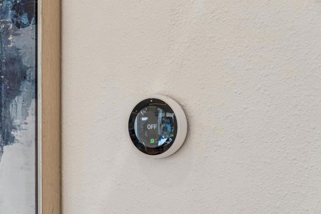 San Leandro, California, 94577, United States, 3 Bedrooms Bedrooms, ,2 BathroomsBathrooms,Residential,For Sale,2008964